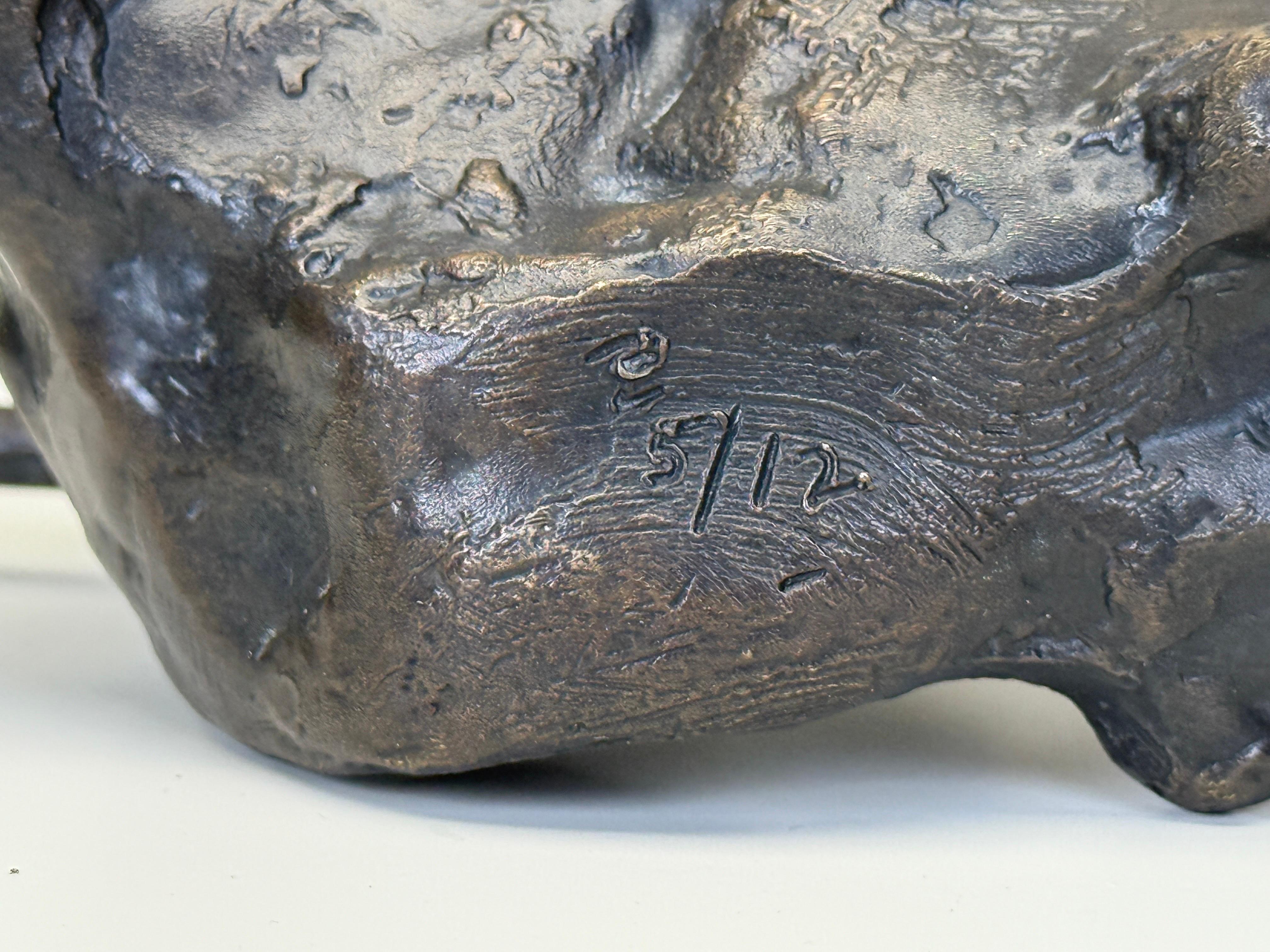 Petite chèvre ligotée en bronze par Jack Zajak en vente 6