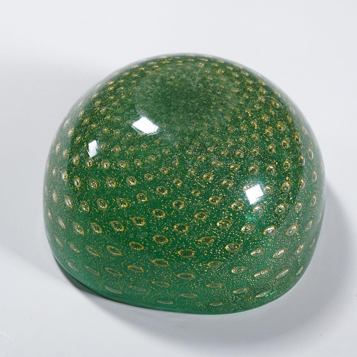 Art Glass Small Bowl in Green Sommerso Glass, Carlo Scarpa for Venini Murano 1930s