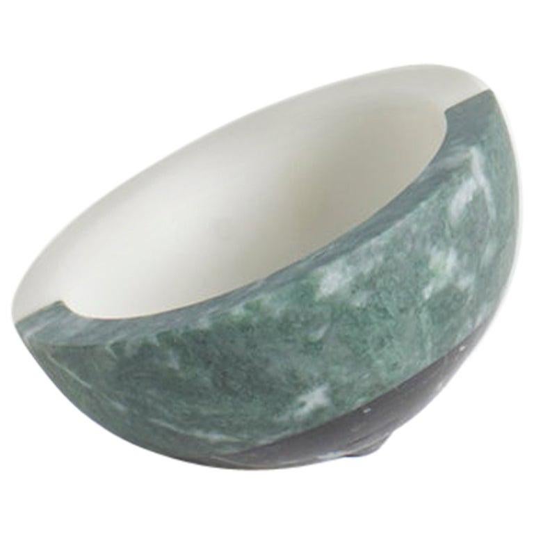 Nouveau petit bol moderne en marbre du créateur Arthur Arbesser
