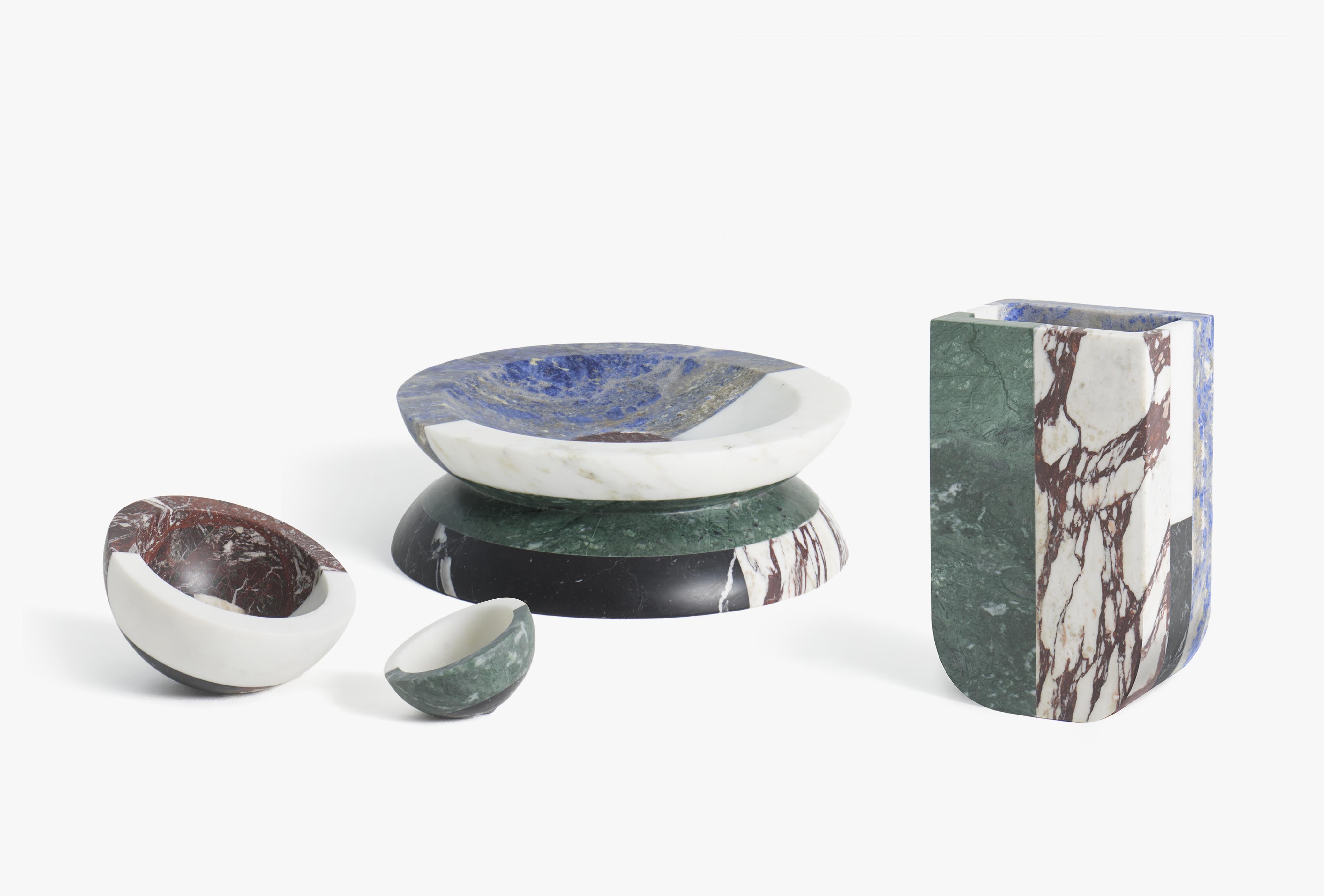 Marbre Petit bol moderne en marbre d'Arthur Arbesser, stock en vente
