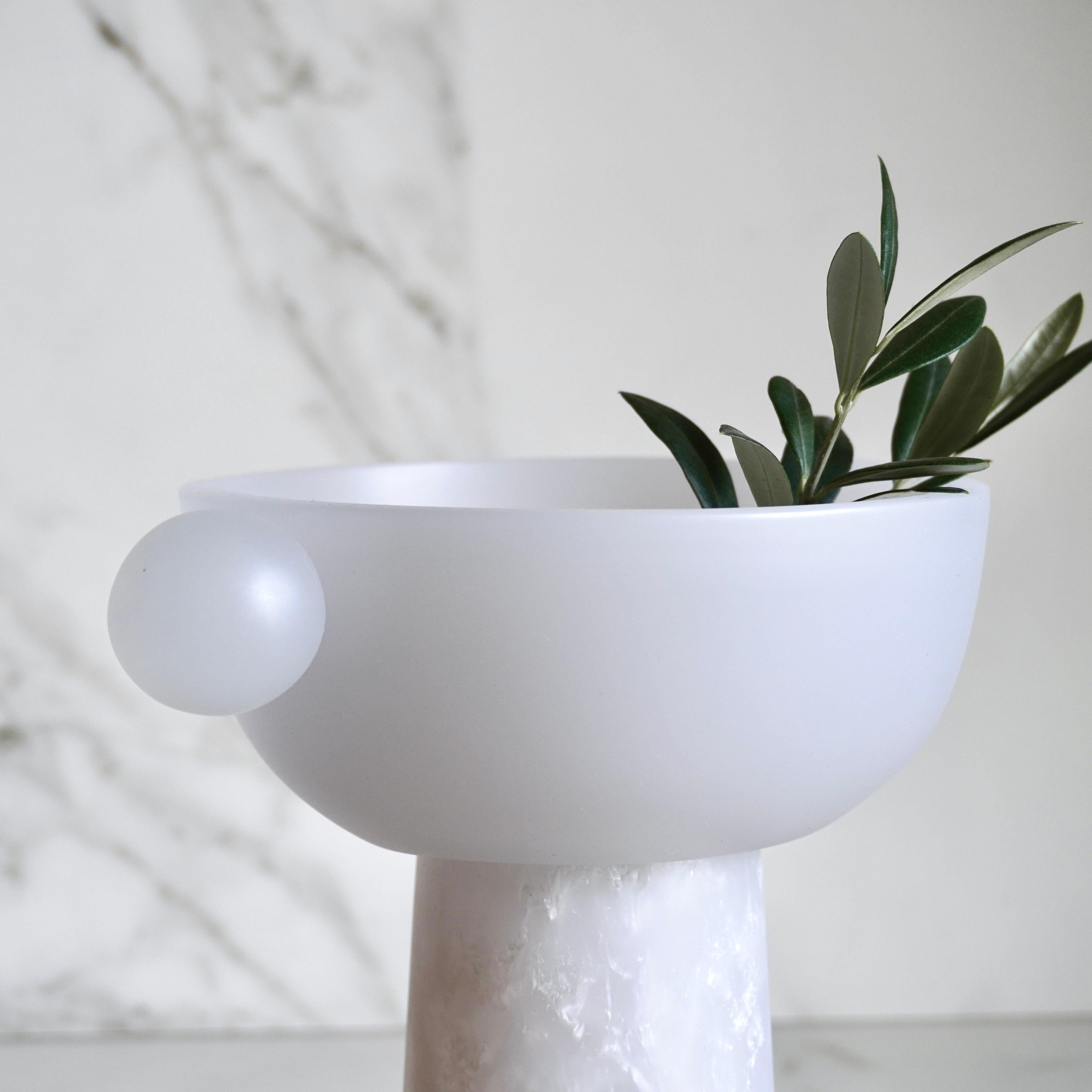Mexican Small Bowl Pedestal in White Resin by Paola Valle For Sale