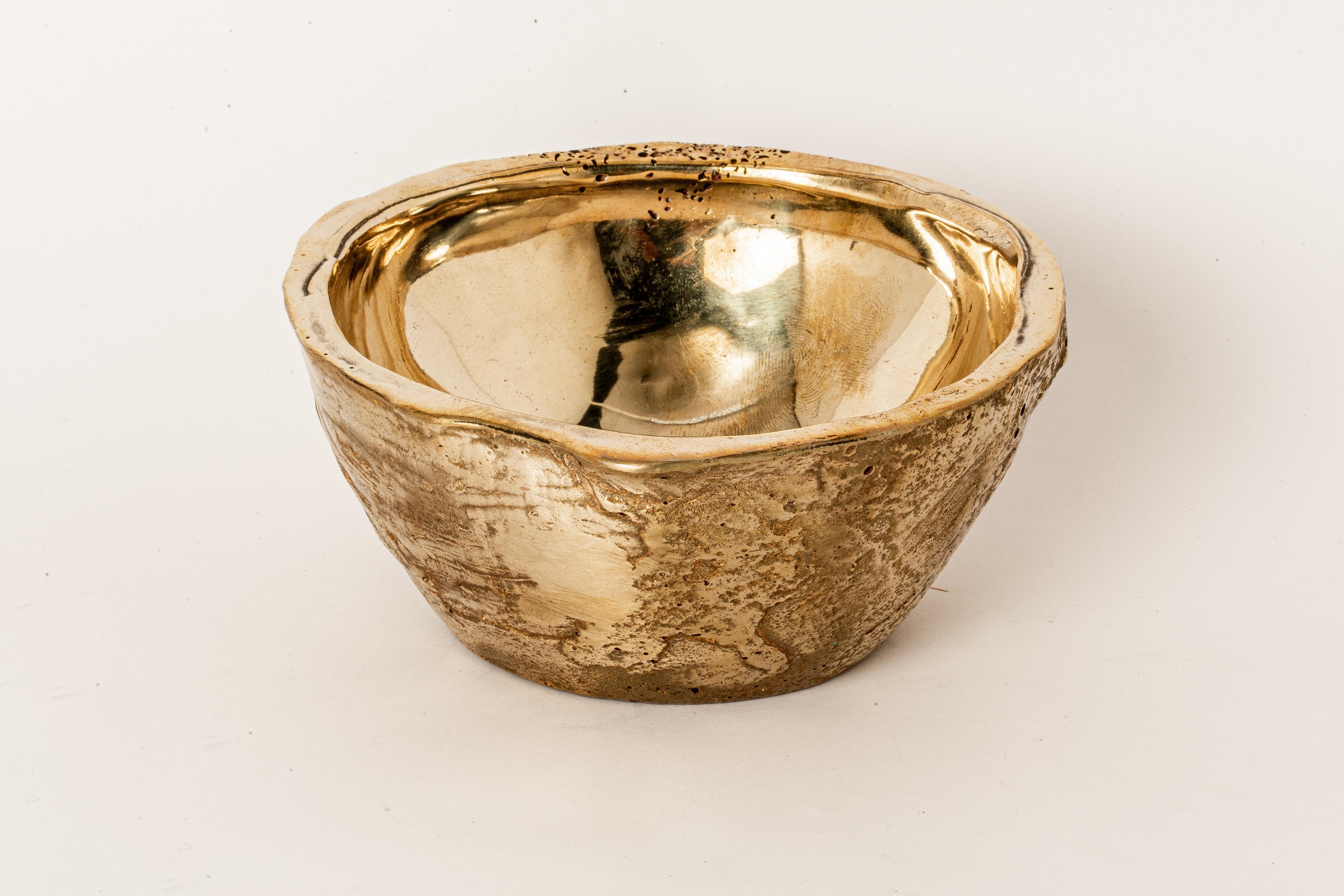 Small bowl (Single Pour, RP) In New Condition For Sale In Hong Kong, Hong Kong Island