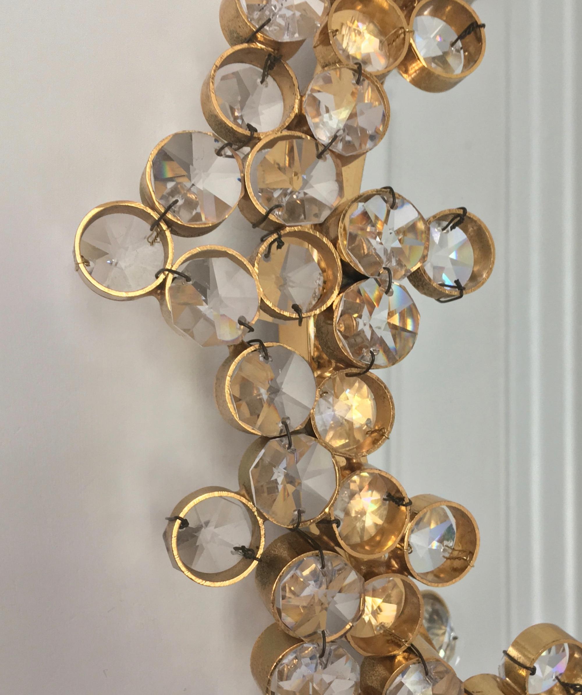 Sfaccettato Small Brass and Crystal Wall Mirror Attributed to Palwa, Austria in vendita