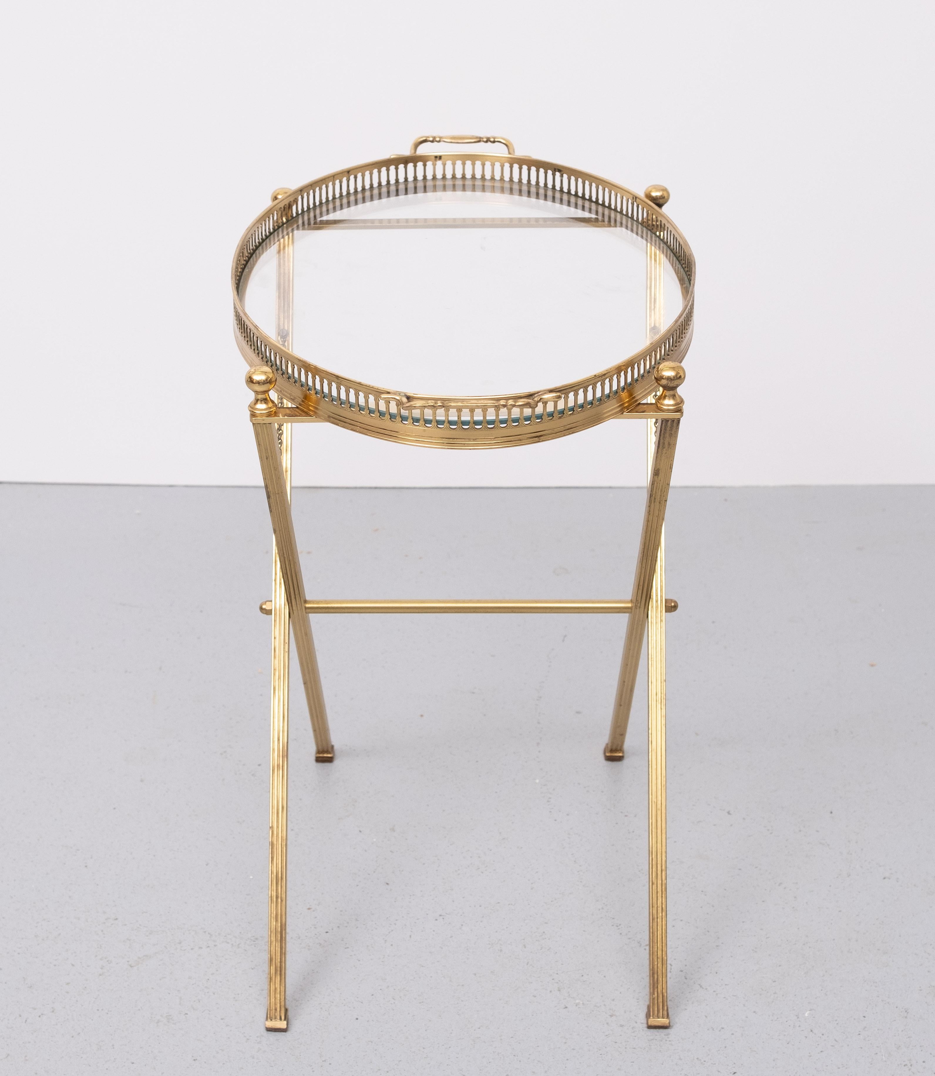 petit  Table de service pliante en laiton 1970 France en vente 2