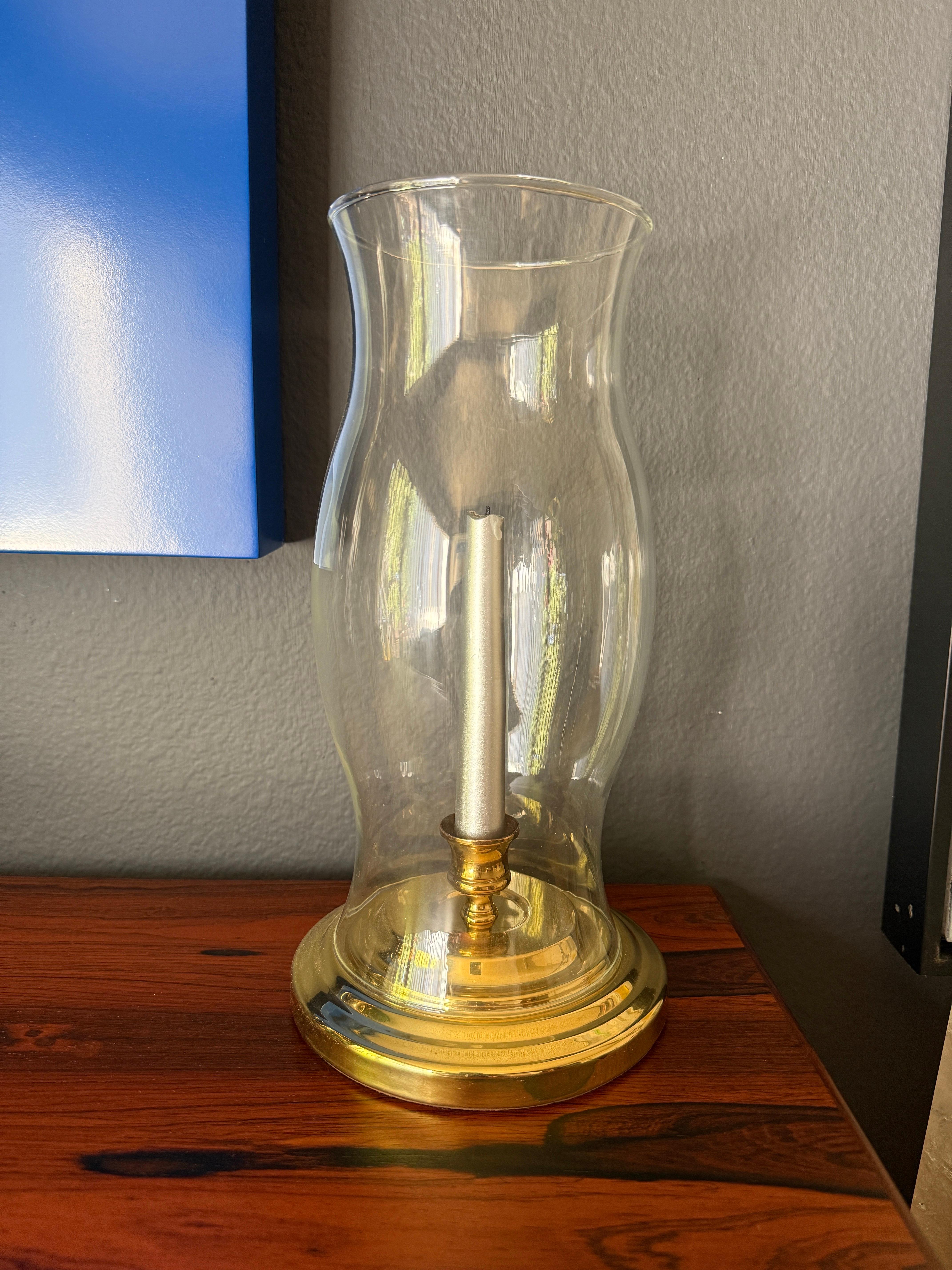 Uragano piccolo in ottone In condizioni buone in vendita a North Hollywood, CA