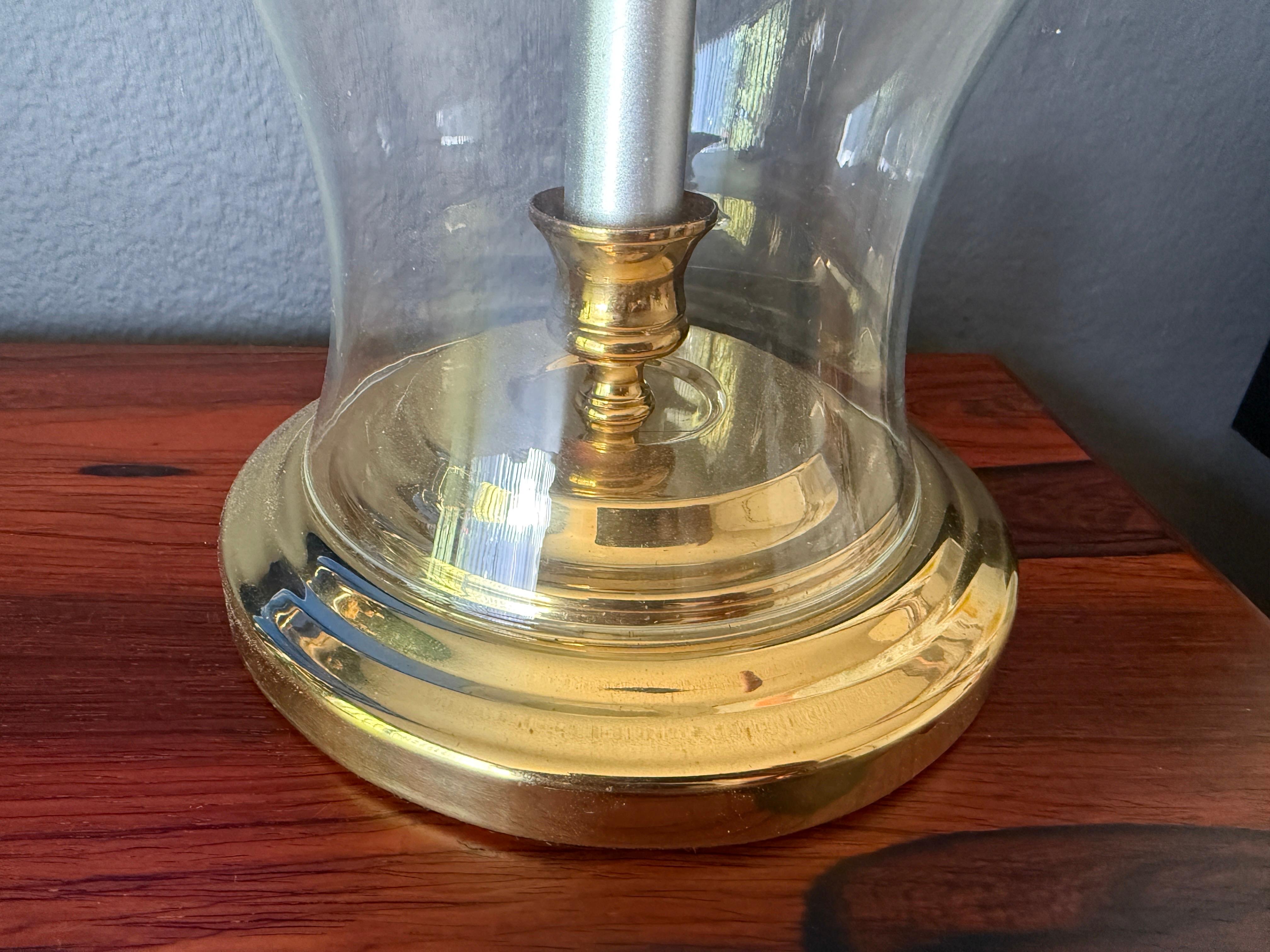 Uragano piccolo in ottone in vendita 3