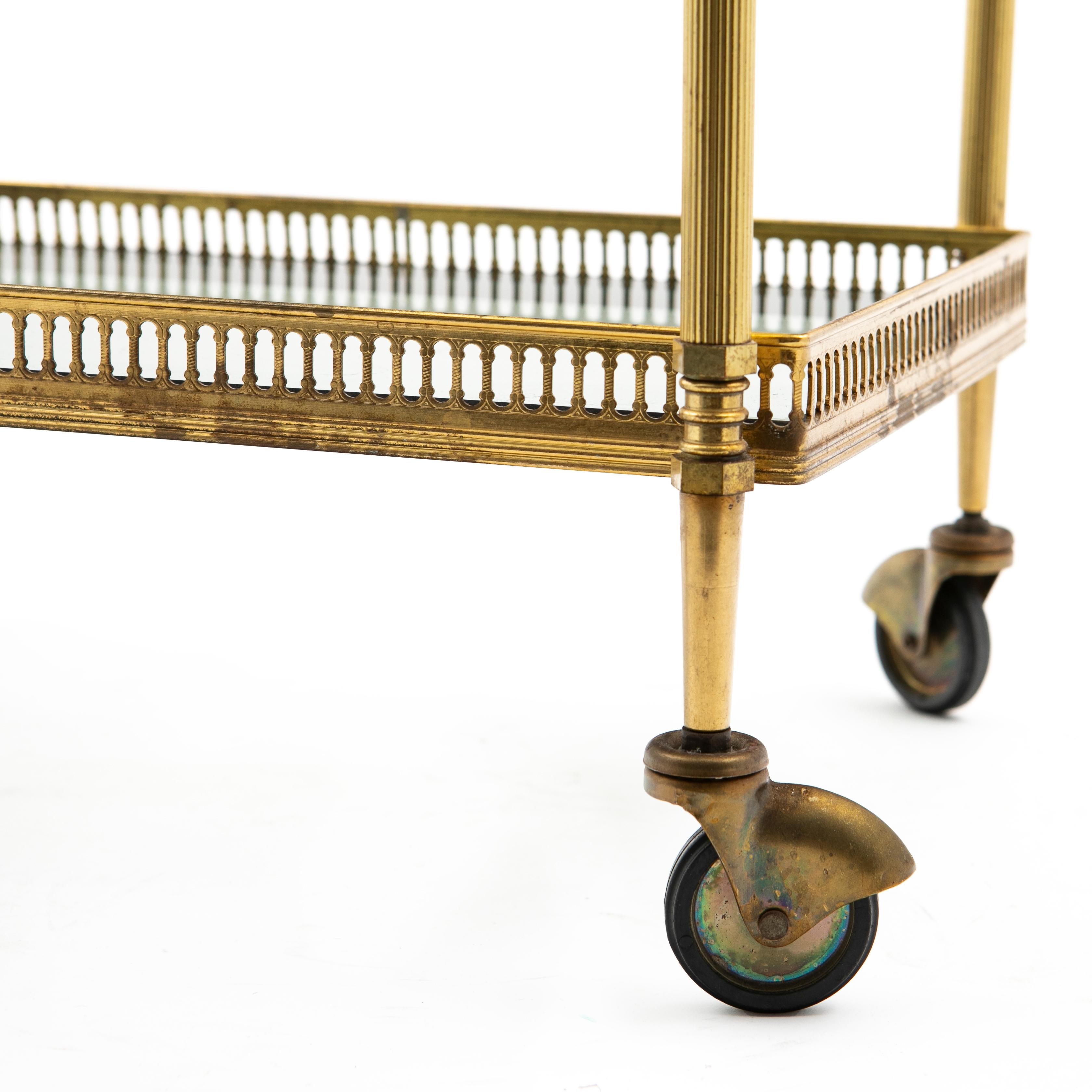 Small Brass Serving Trolly In Good Condition In Kastrup, DK