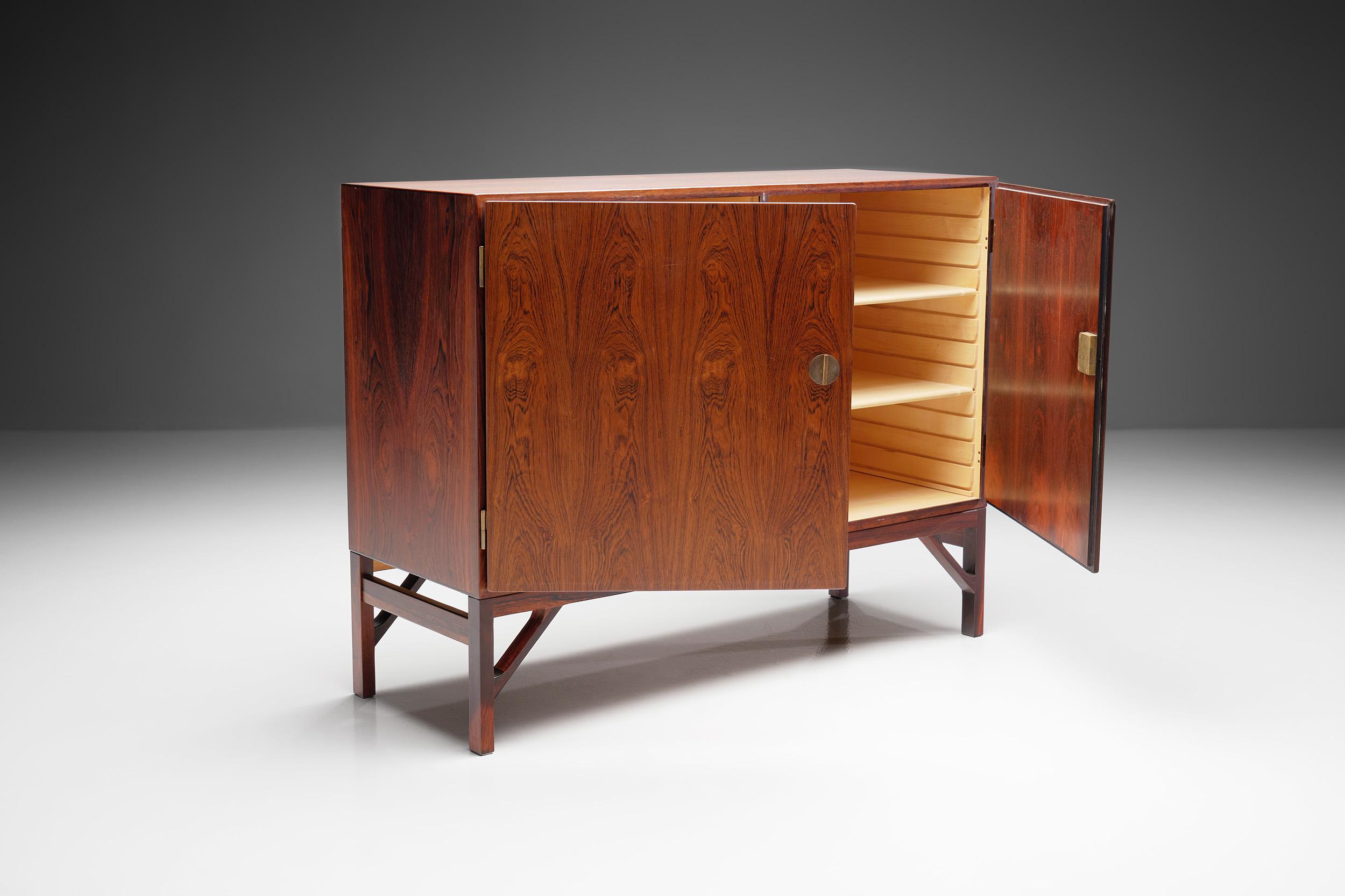 Small Børge Mogensen Rosewood Sideboard, Denmark, 1950s In Good Condition In Utrecht, NL