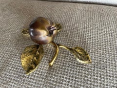 Small bronze apple box