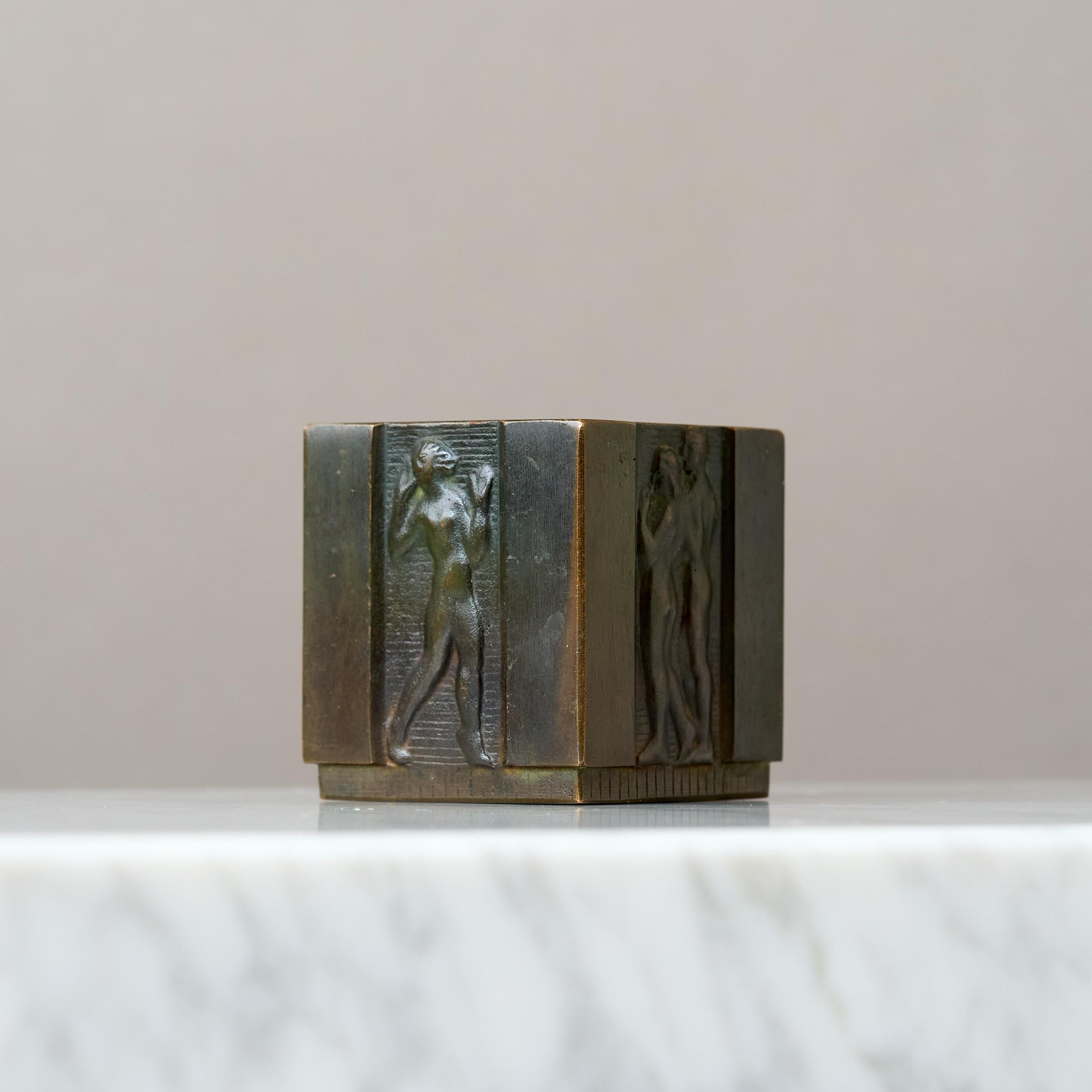 Scandinavo moderno Piccolo portapenne in bronzo Art Deco di GAB Guldsmedsaktiebolaget, Svezia anni '30 in vendita