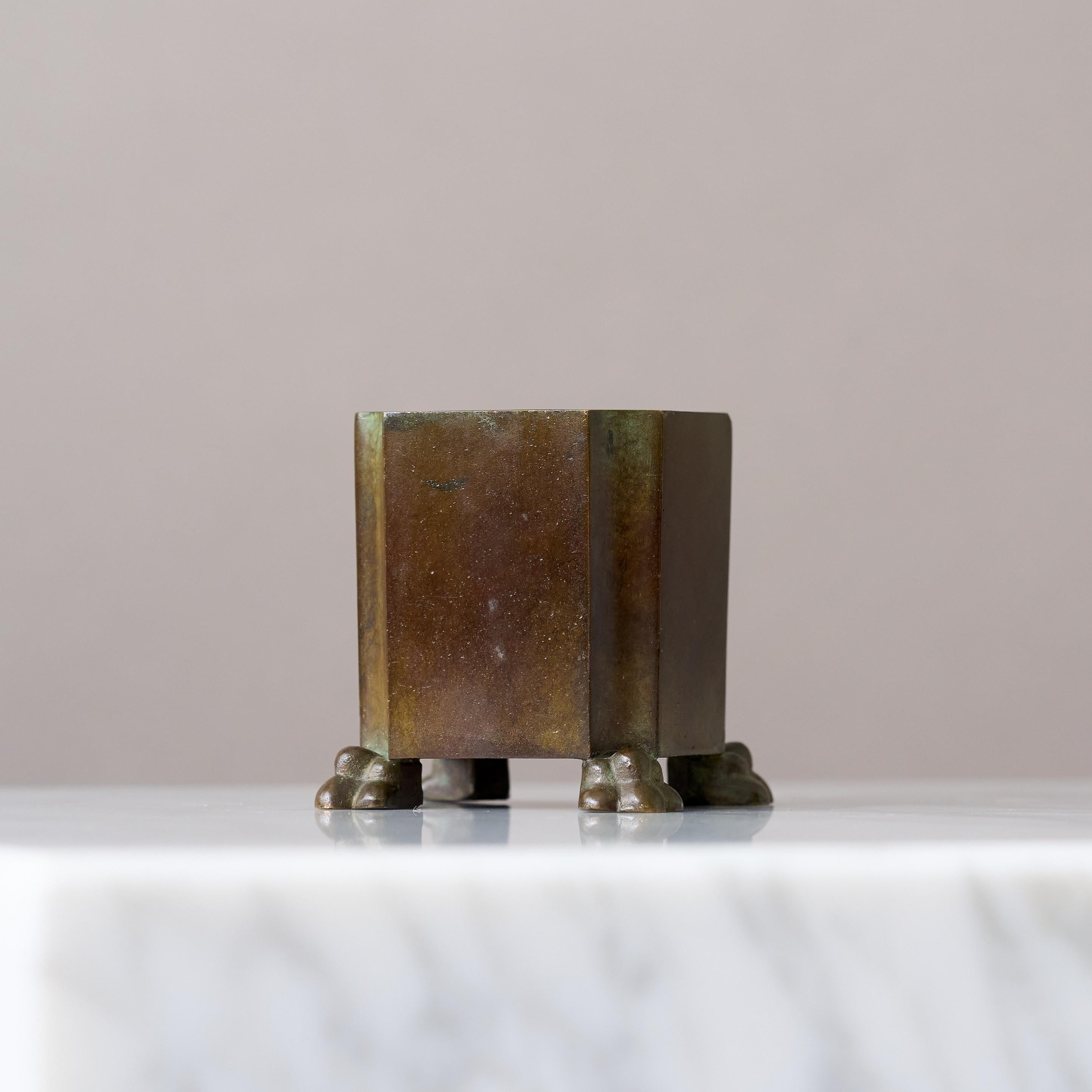 Bronze Petit porte-stylo Art Déco de GAB Guldsmedsaktiebolaget, Suède, années 1930 en vente