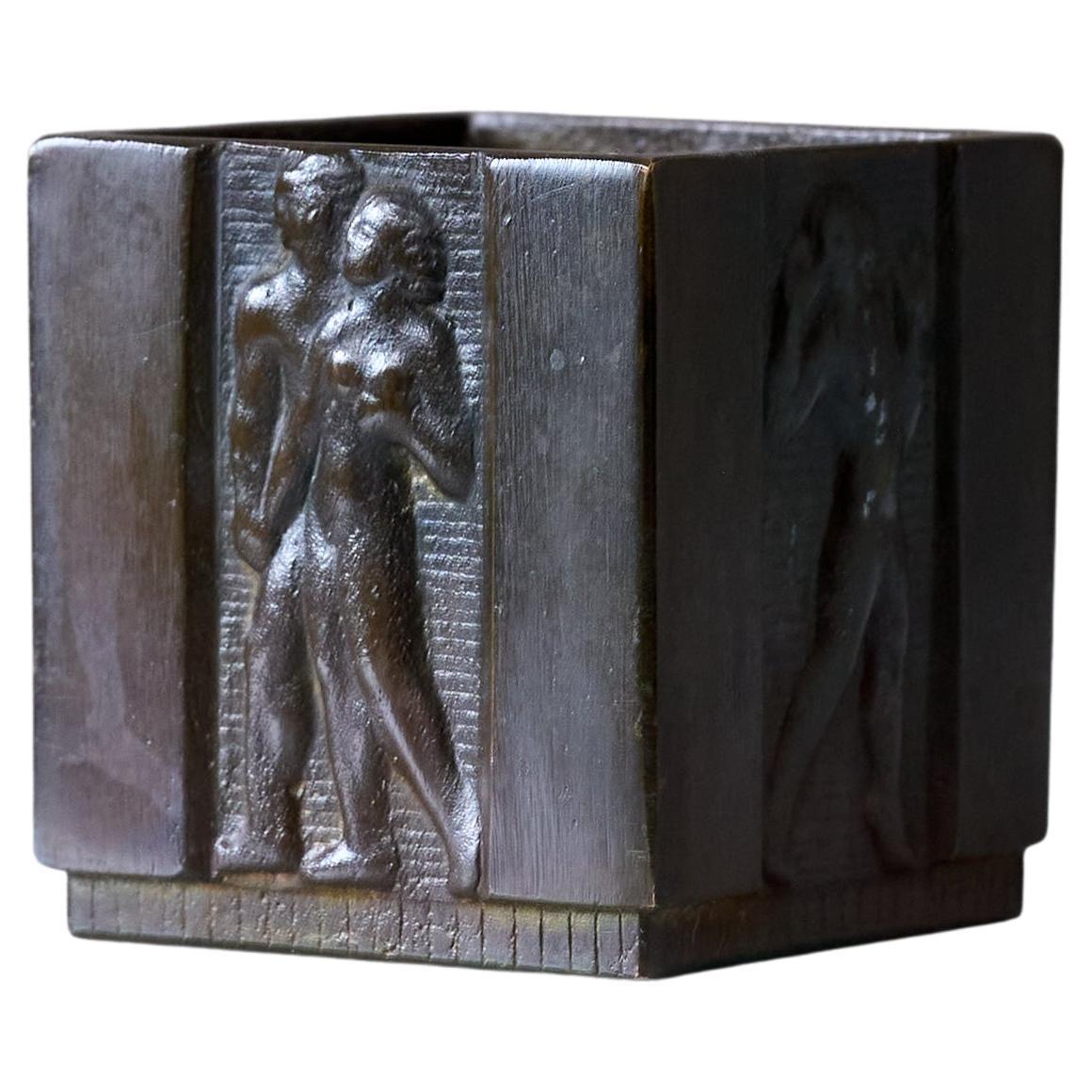 Piccolo portapenne in bronzo Art Deco di GAB Guldsmedsaktiebolaget, Svezia anni 
30