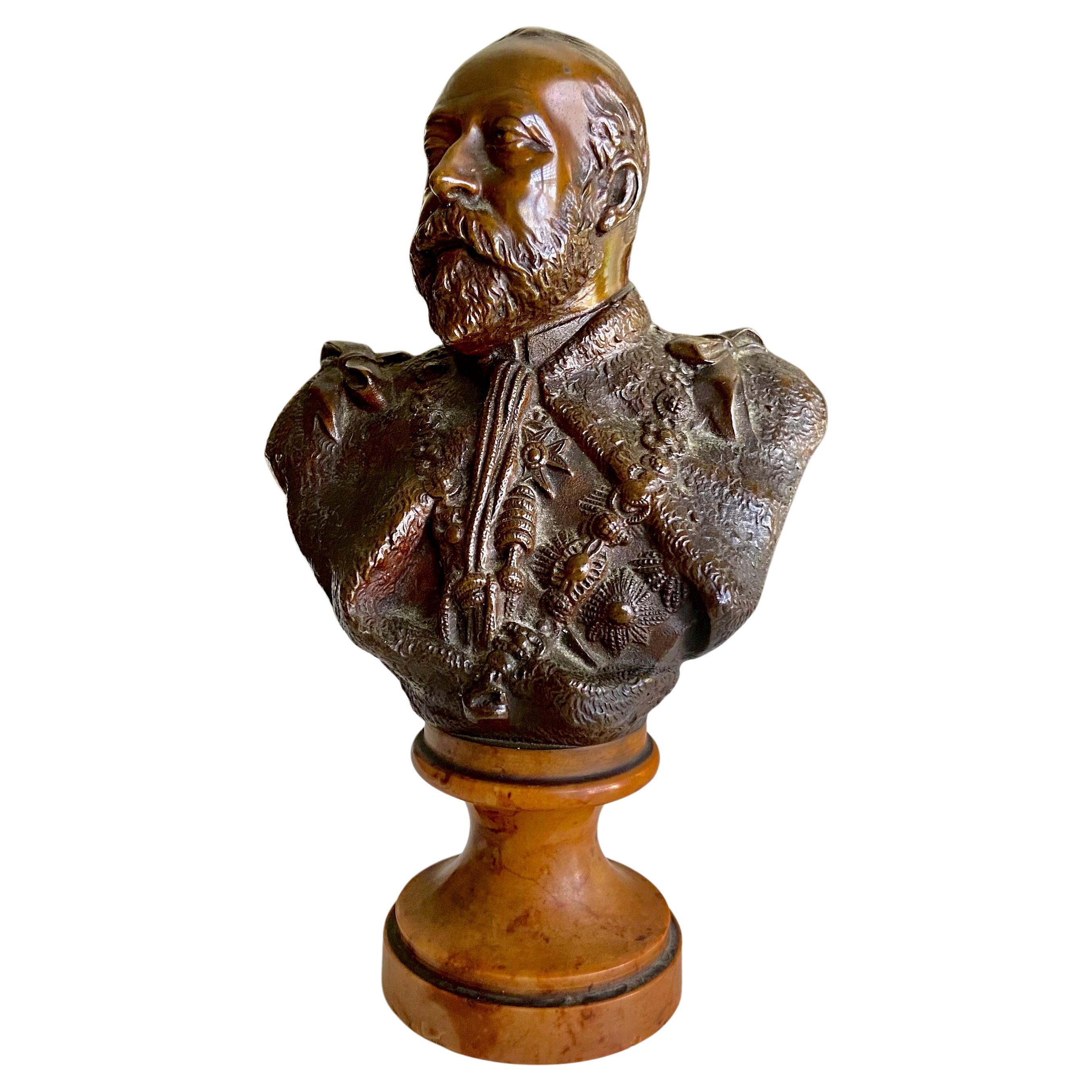 Petit buste du roi Édouard VII en bronze en vente