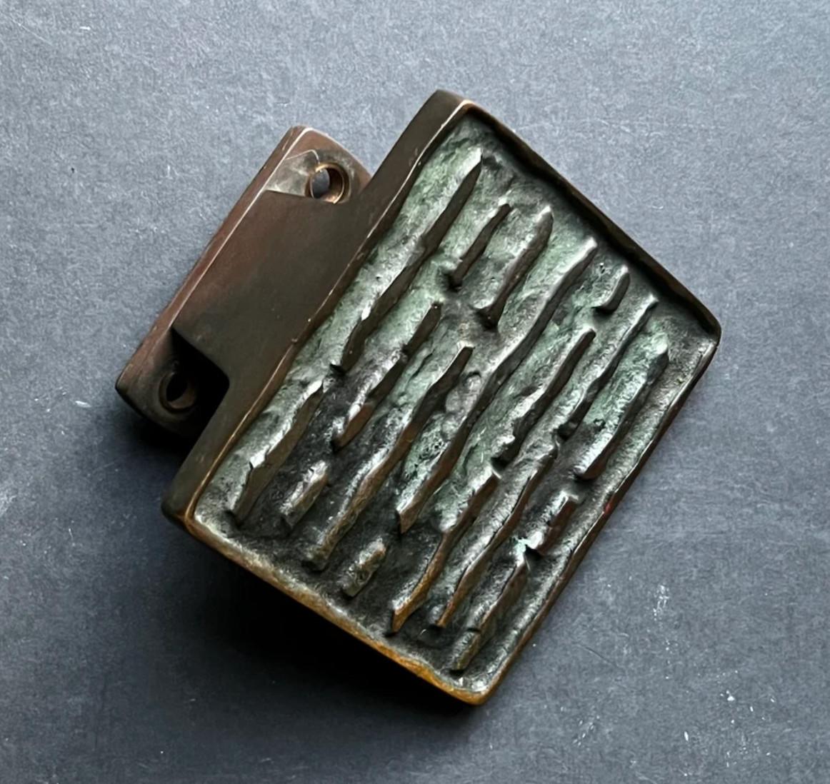 Mid-Century Modern Small Bronze Push-Pull Handle, European 20th Century For Sale