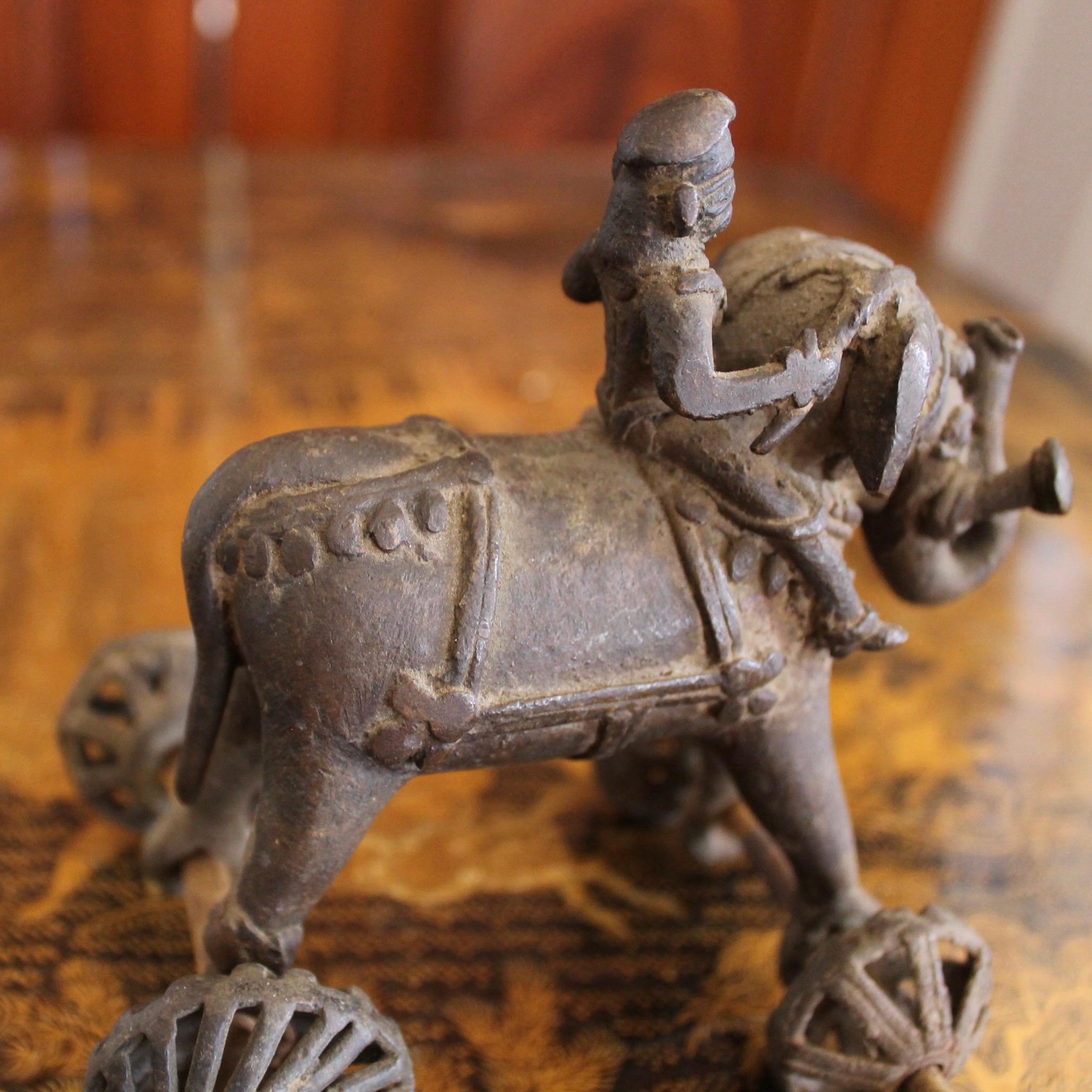 Small Bronze 
