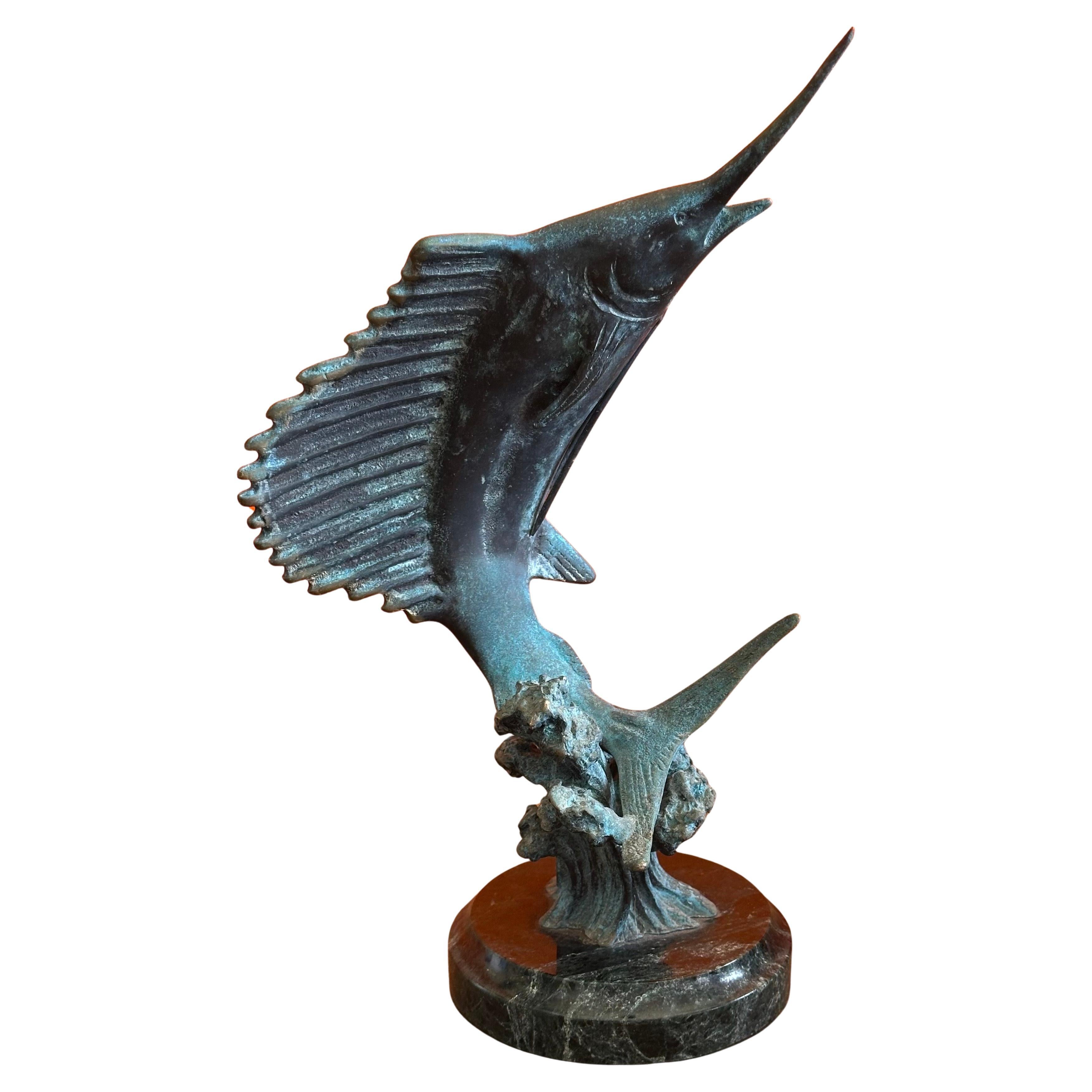 Kleine Bronze Verdigris Schwertfisch-/Marlin-Skulptur aus Bronze auf Marmorsockel