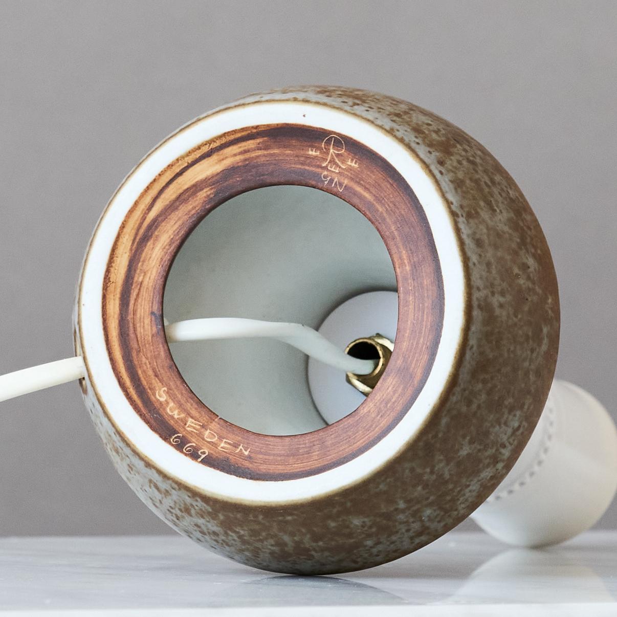 Small Brown Ceramic Table Lamp by Gunnar Nylund for Rörstrand, Sweden, 1950s. For Sale 1