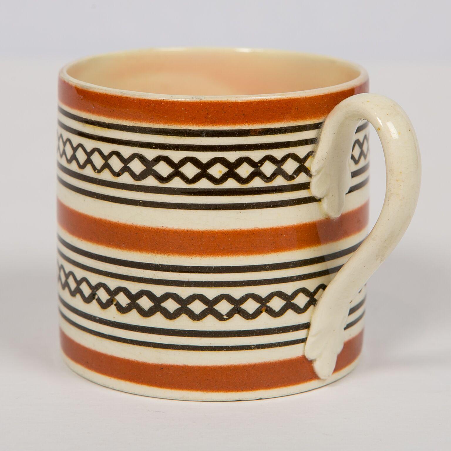 19th Century Small Brown Mochaware Mug Made in England, circa 1820