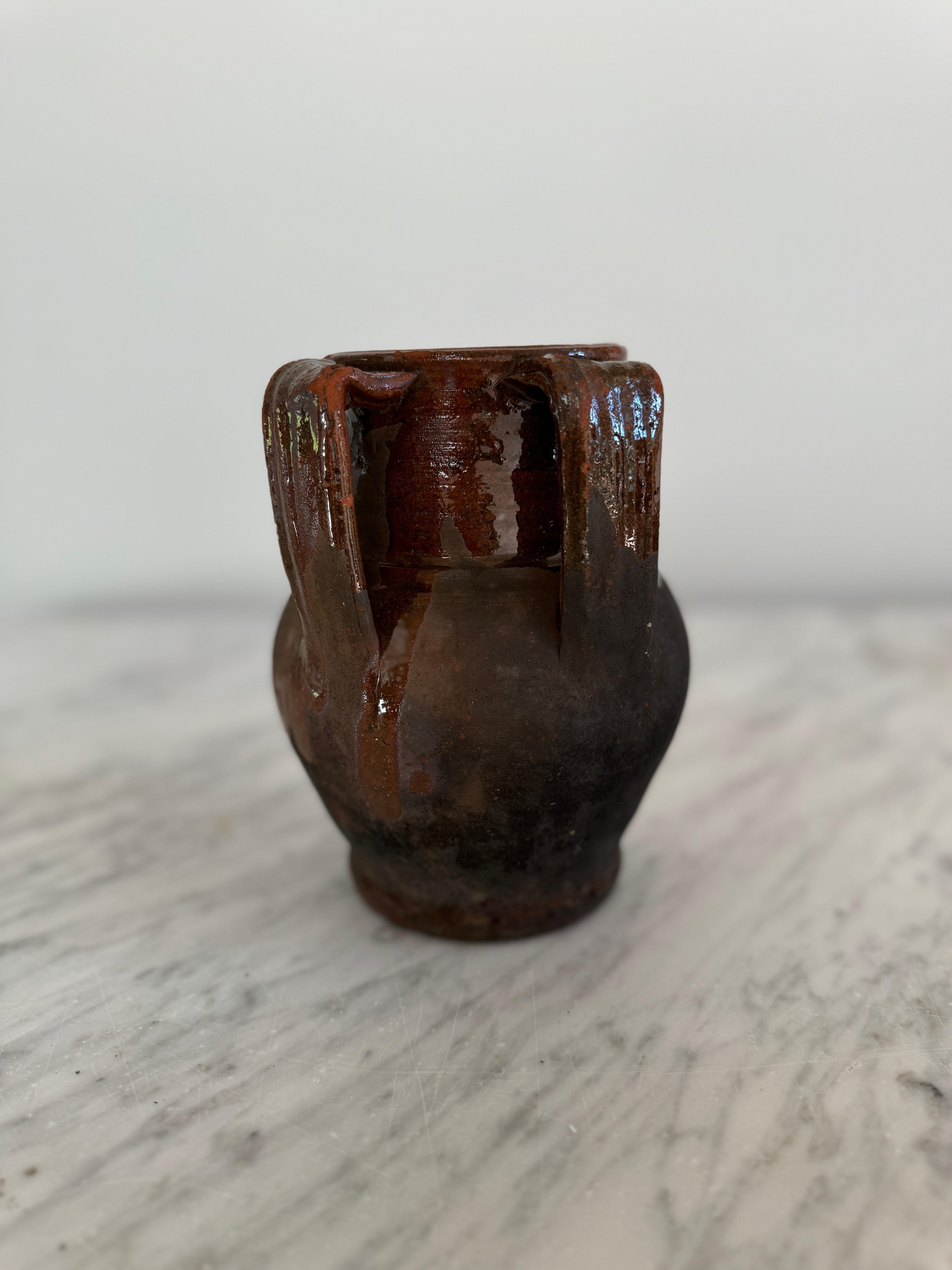 Small Brown Pignate Pot In condizioni buone in vendita a Ventura, CA