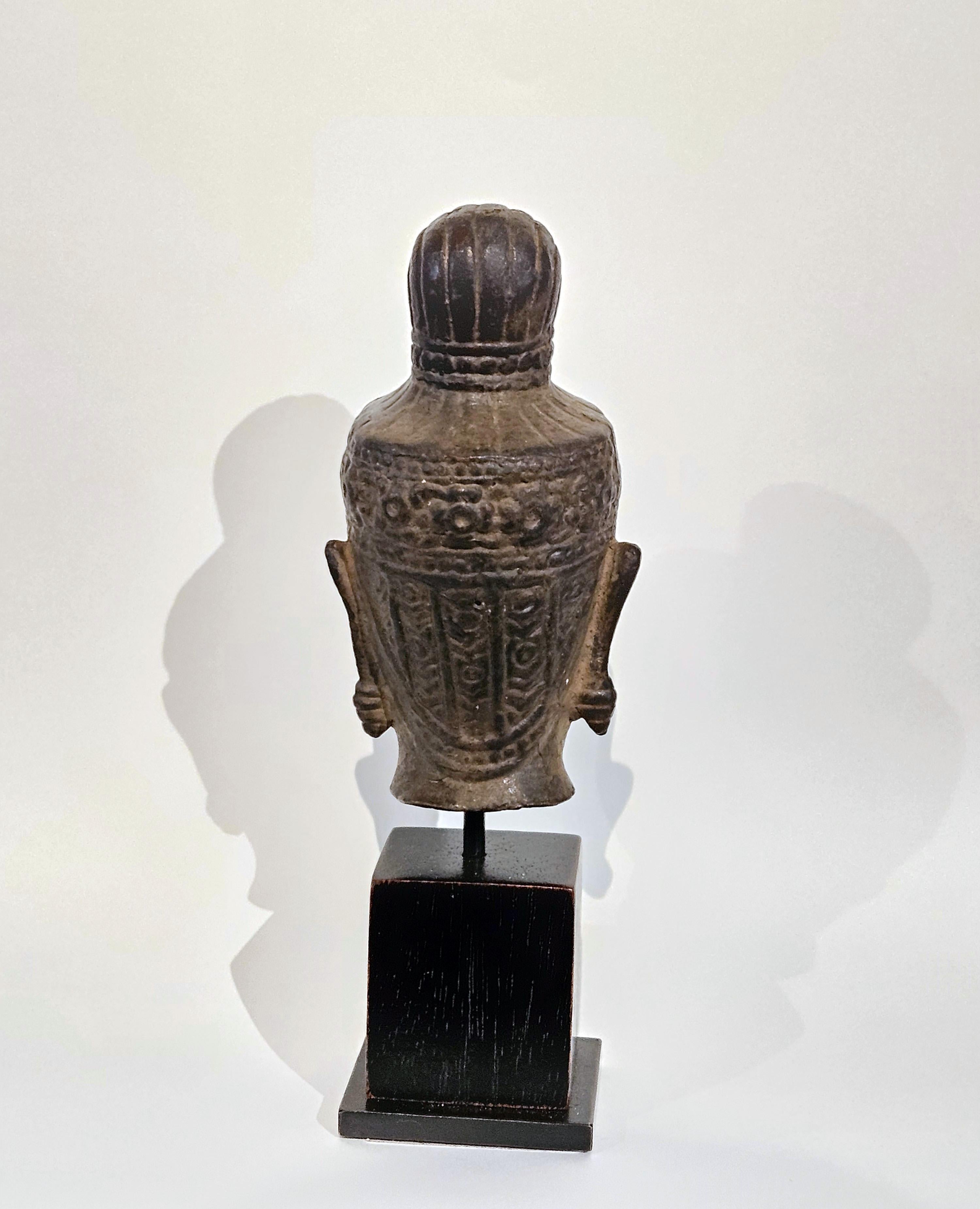 19th Century Small Buddha head in bronze For Sale