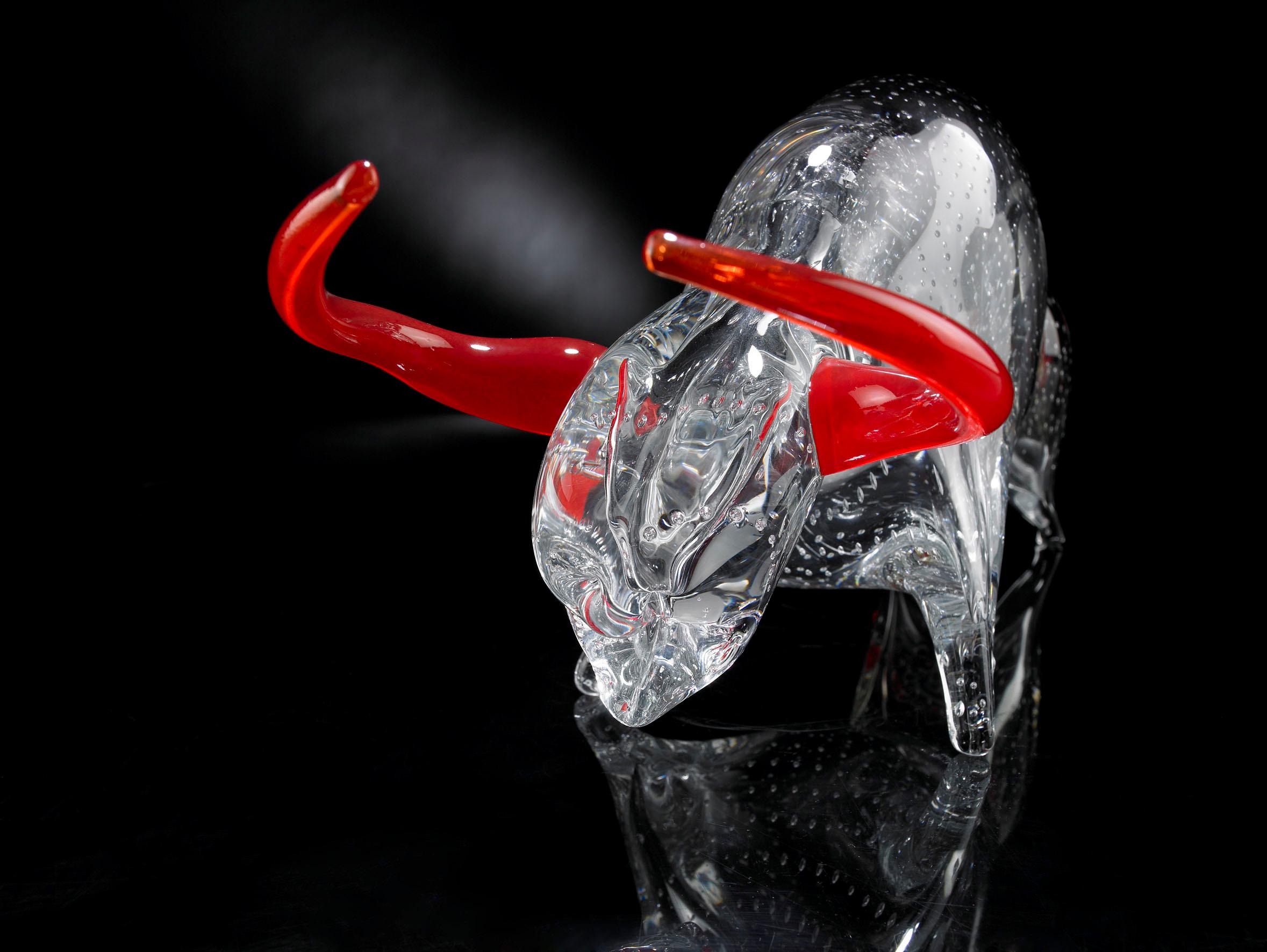 Modern Small Bull with Red Horns, in Glass, Italy For Sale
