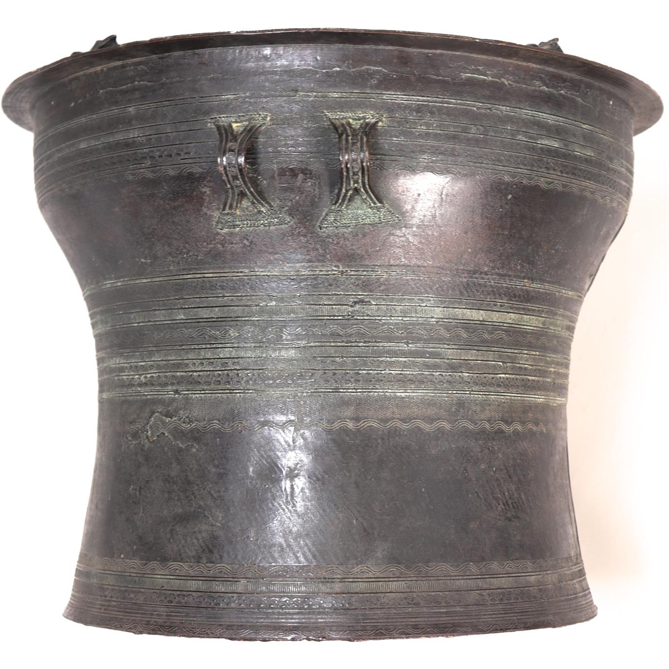 18th Century and Earlier Small Burmese Karen 4 Frog Drum, 18th century For Sale