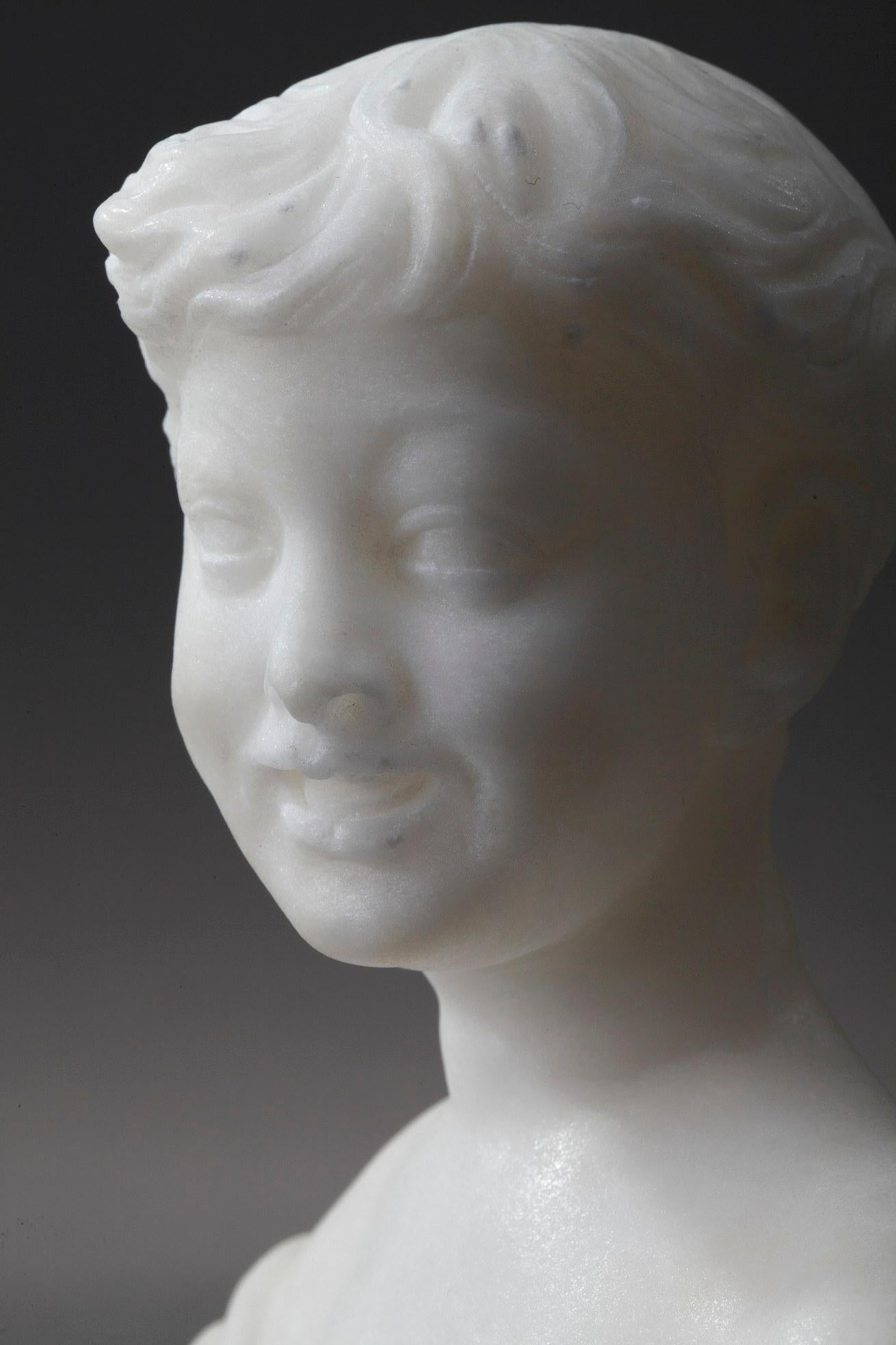 Small Bust Representing a Young Boy in Alabaster For Sale 5