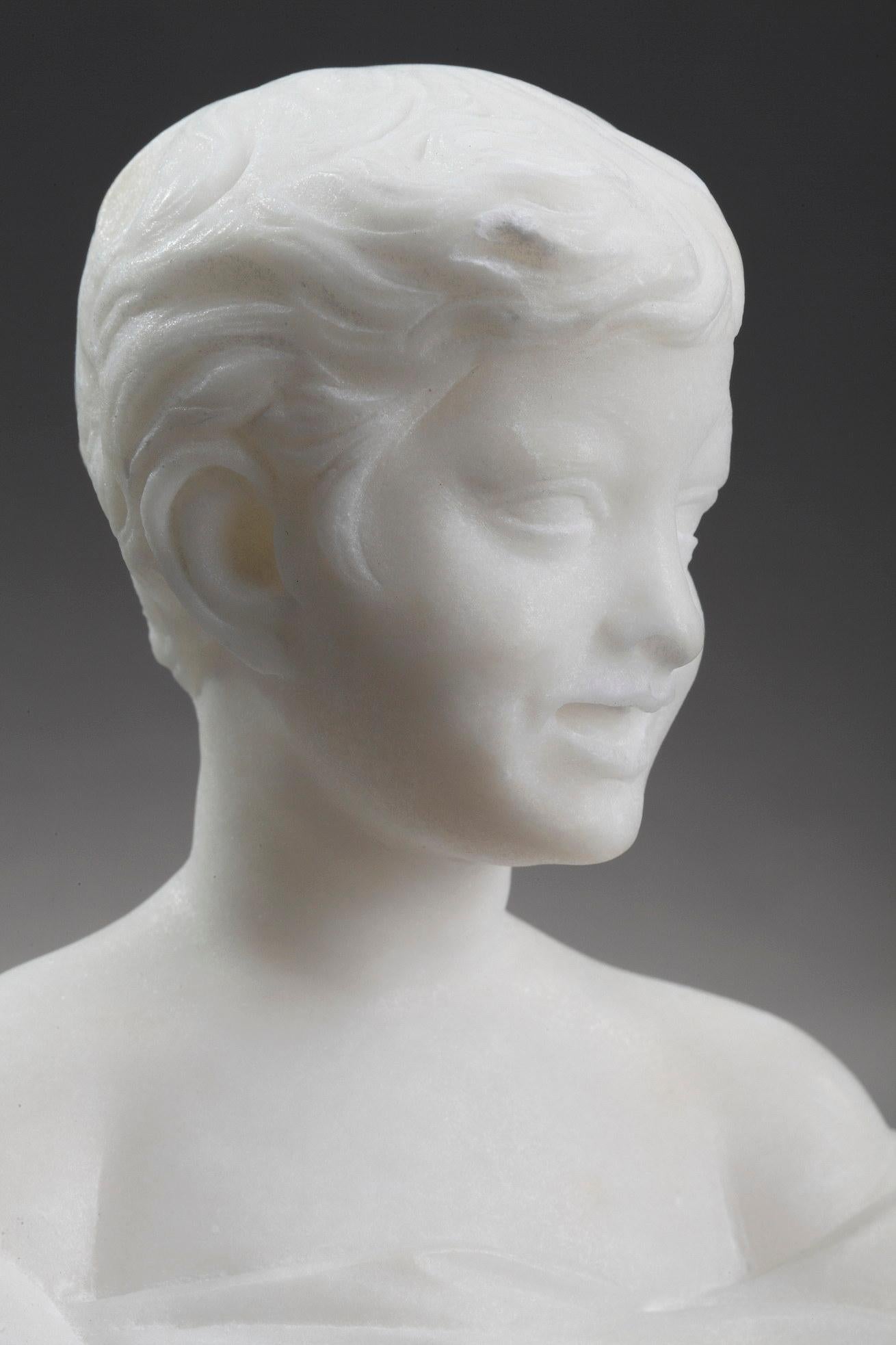 Small Bust Representing a Young Boy in Alabaster For Sale 10