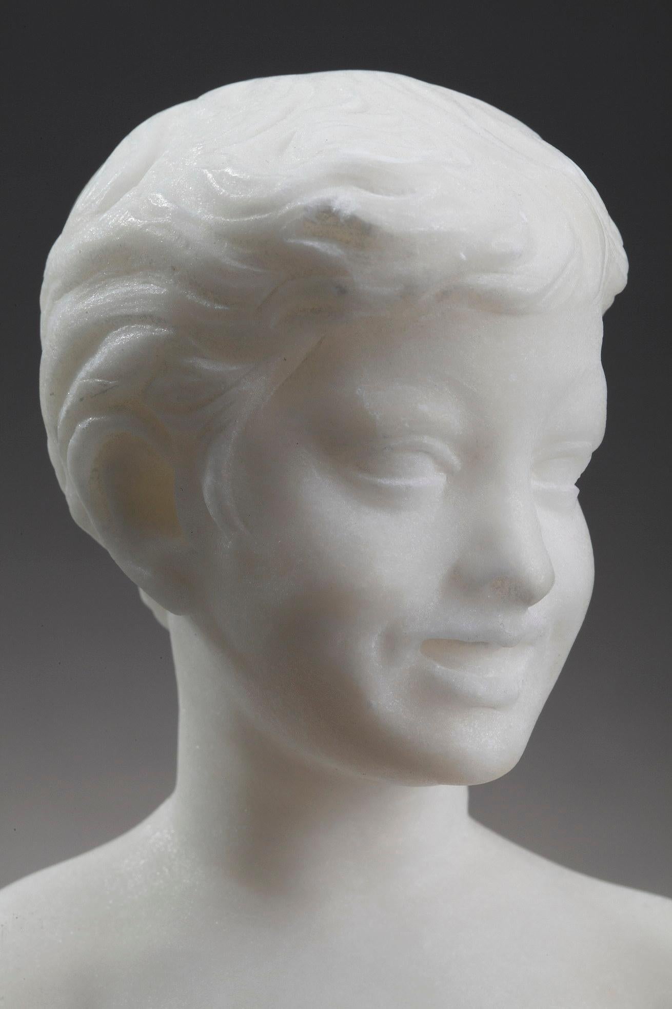 Small Bust Representing a Young Boy in Alabaster For Sale 11