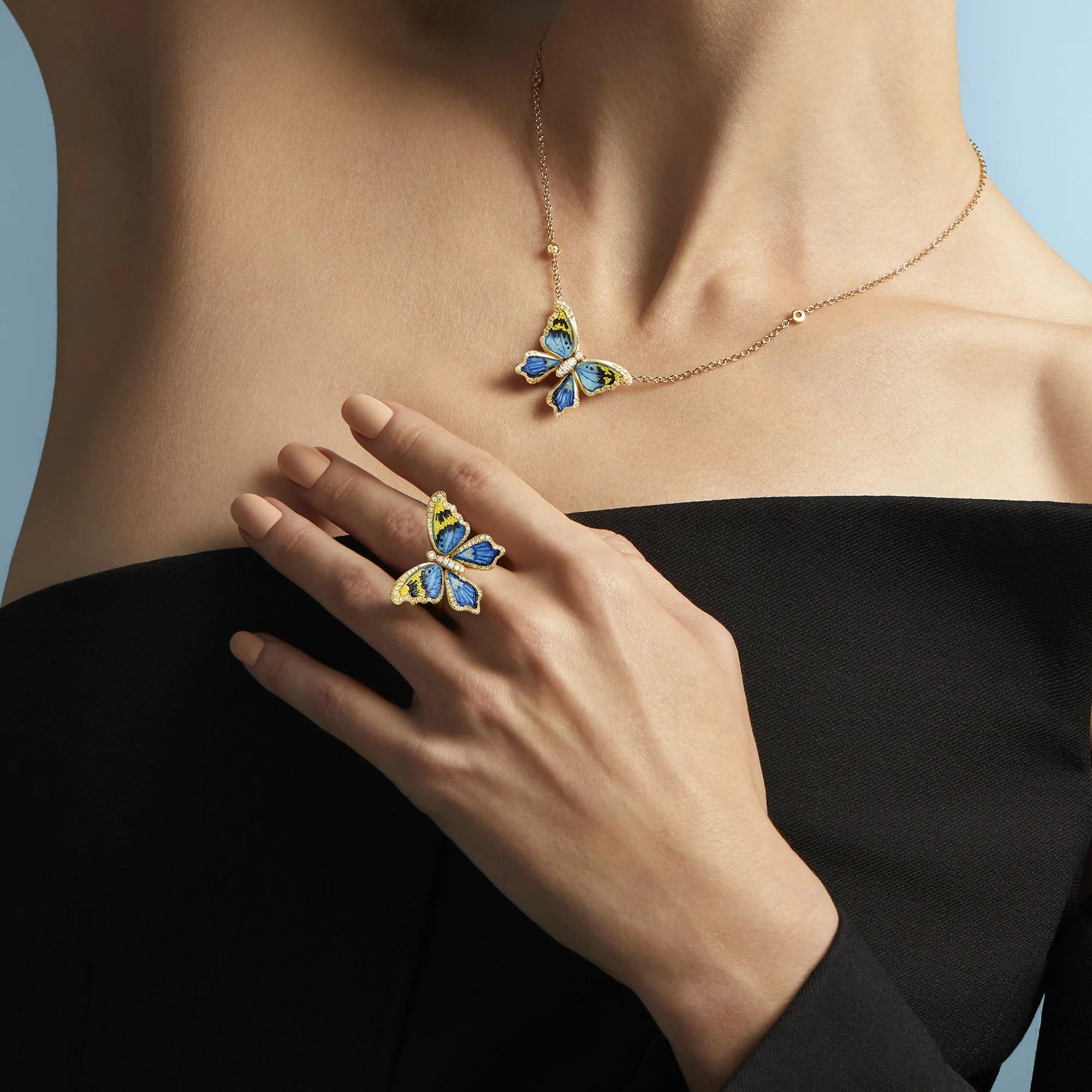 For Sale:  Small Butterfly Ring in Yellow Gold, Diamonds, Sapphires and MicroMosaic 2
