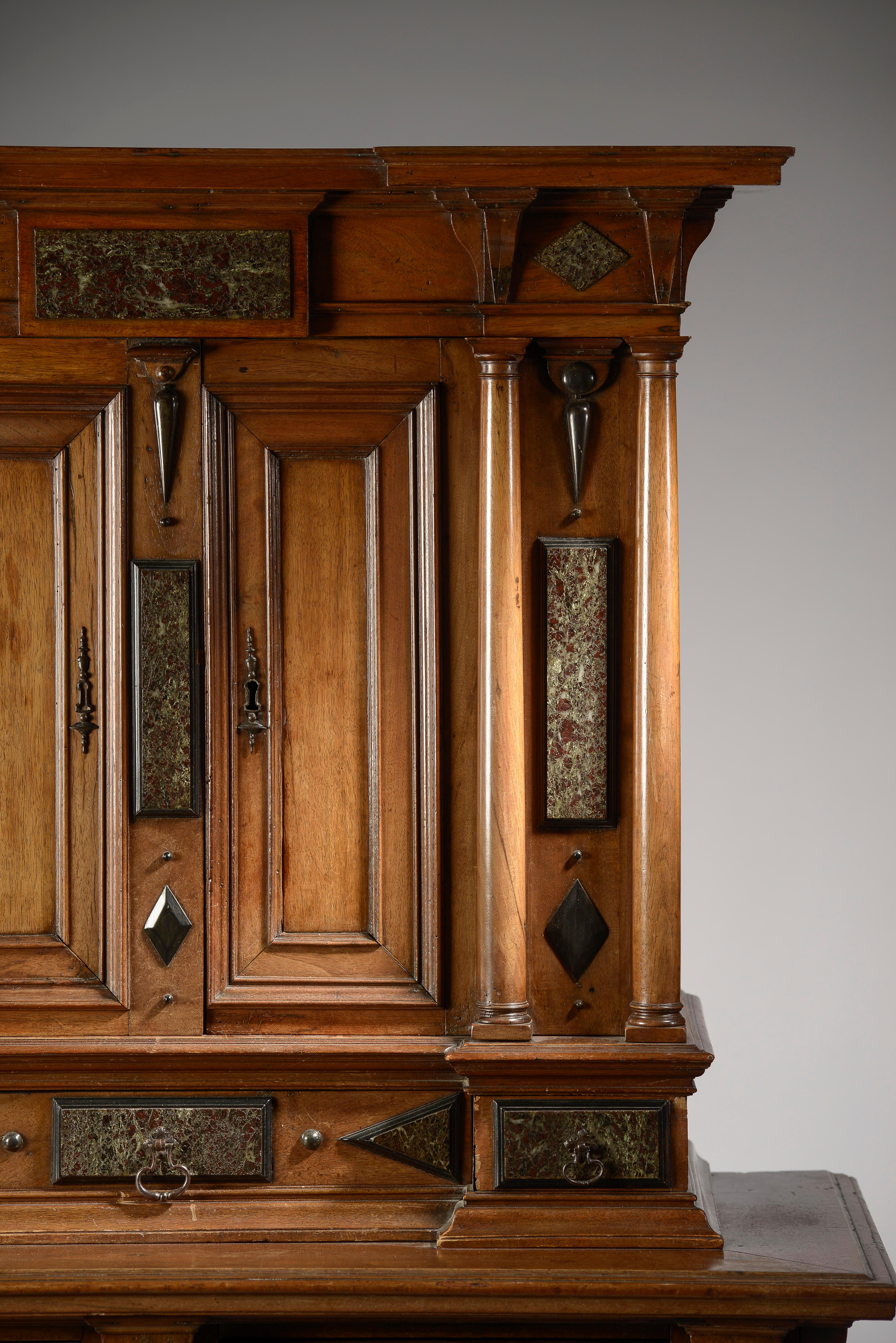 18th Century and Earlier Small Cabinet by l'Ecole de Fontainebleau Incrusted with Marble Tablets For Sale