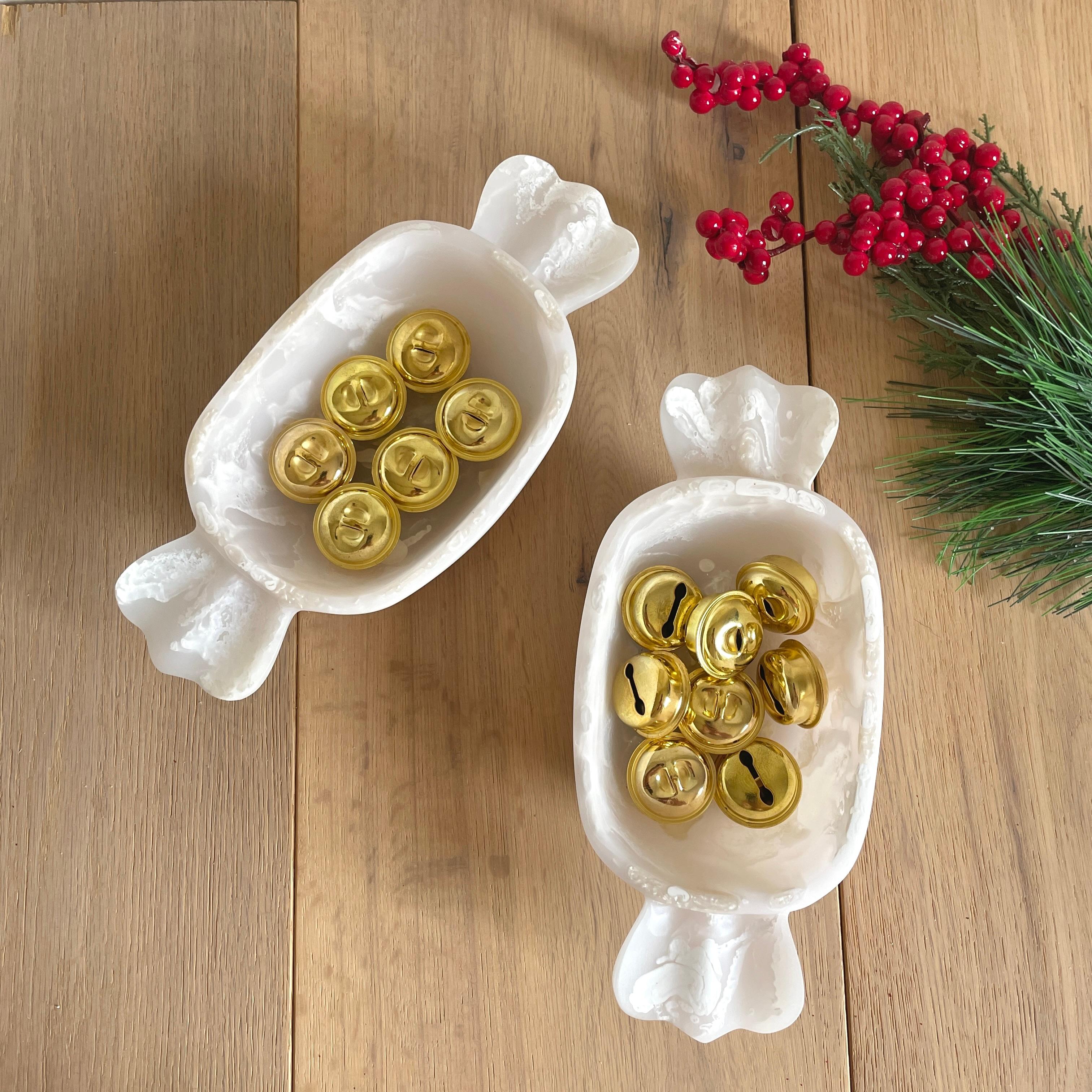 Messicano Portacaramelle piccolo in resina bianca di Paola Valle in vendita