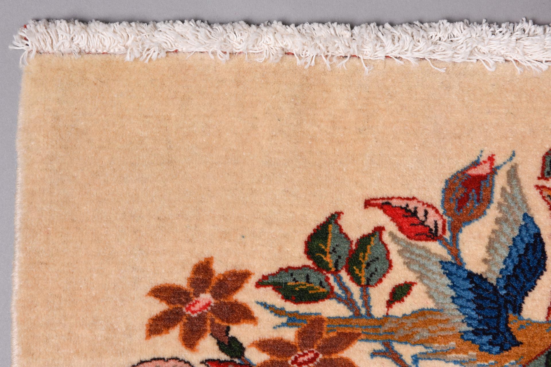 Petit tapis avec fleurs Excellent état - En vente à Alessandria, Piemonte