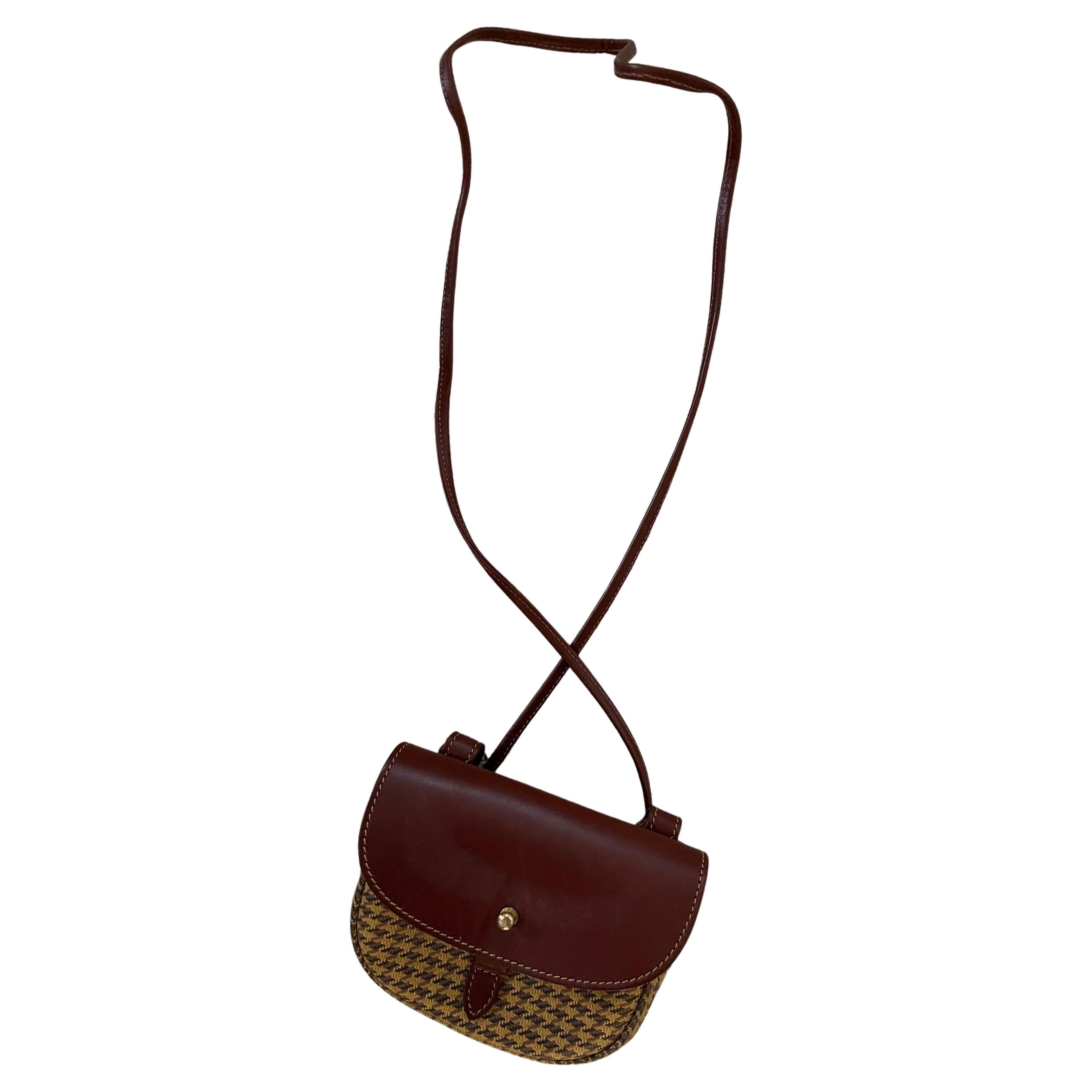 Small Cartridge Houndstooth Shoulder Bag by Marley Hodgson for Ghurka For Sale 6