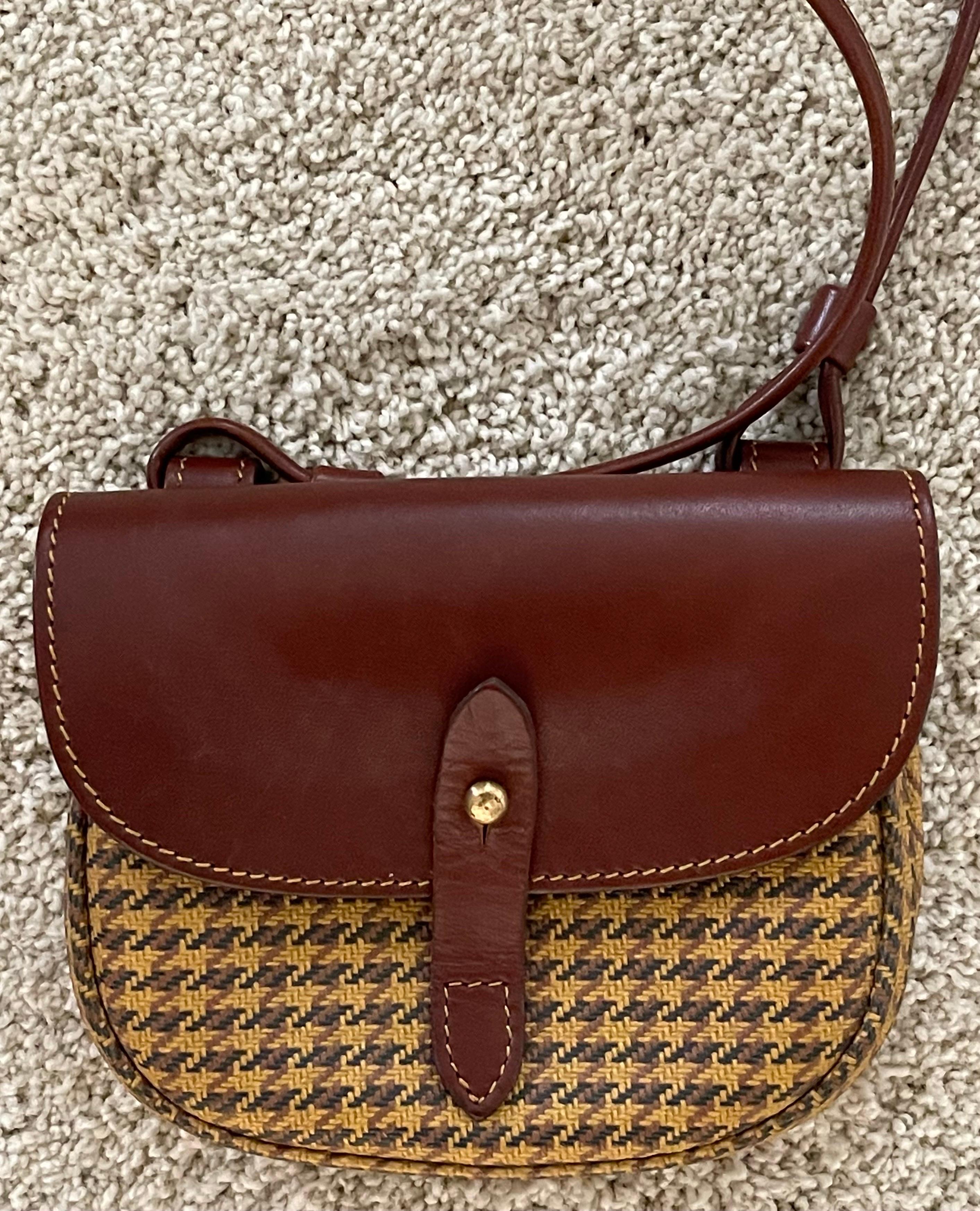Small Cartridge Houndstooth Shoulder Bag by Marley Hodgson for Ghurka In Good Condition For Sale In San Diego, CA