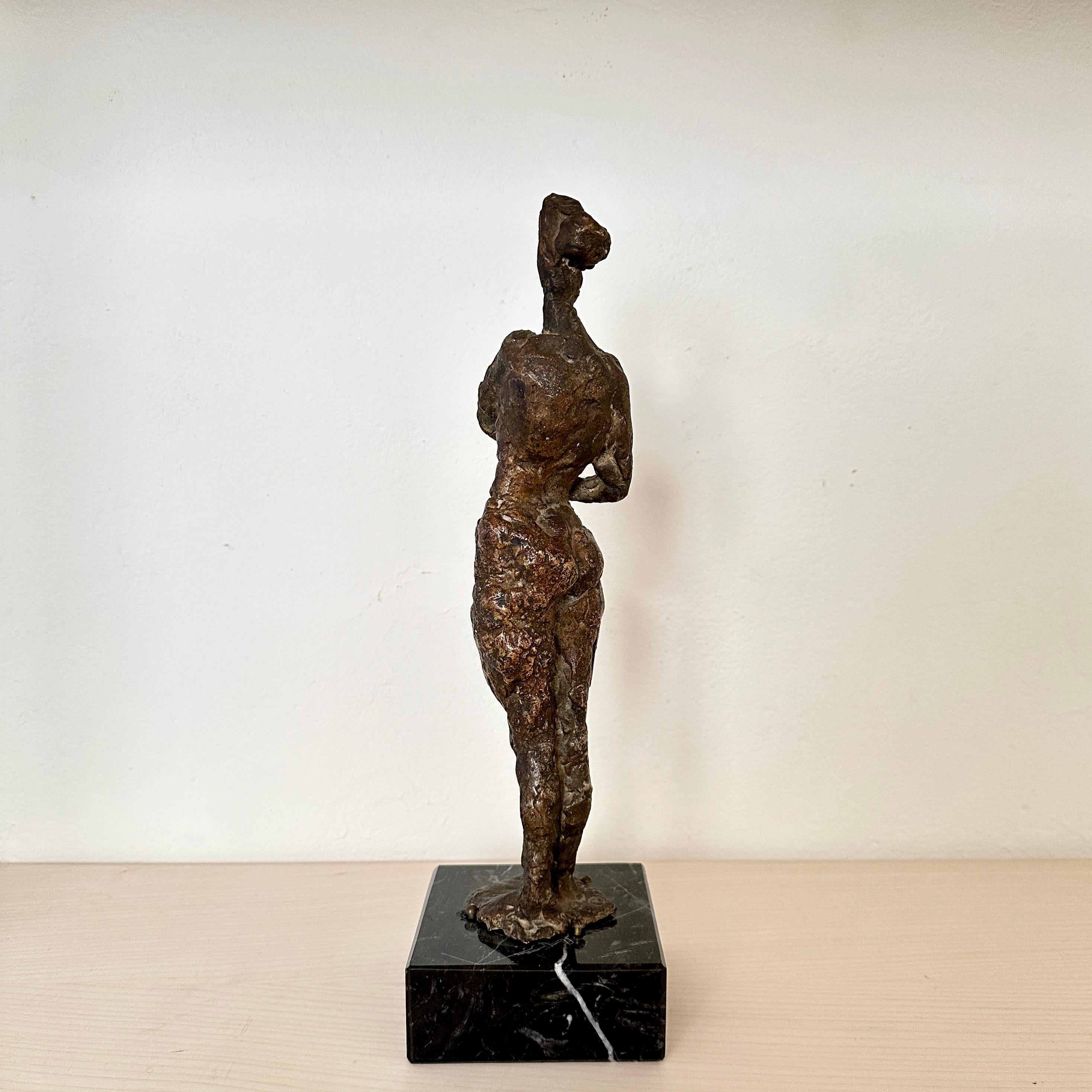 Small Cast Bronze Woman Sculpture by Oskar Bottoli on a Black Marble Stand, 1969 For Sale 4