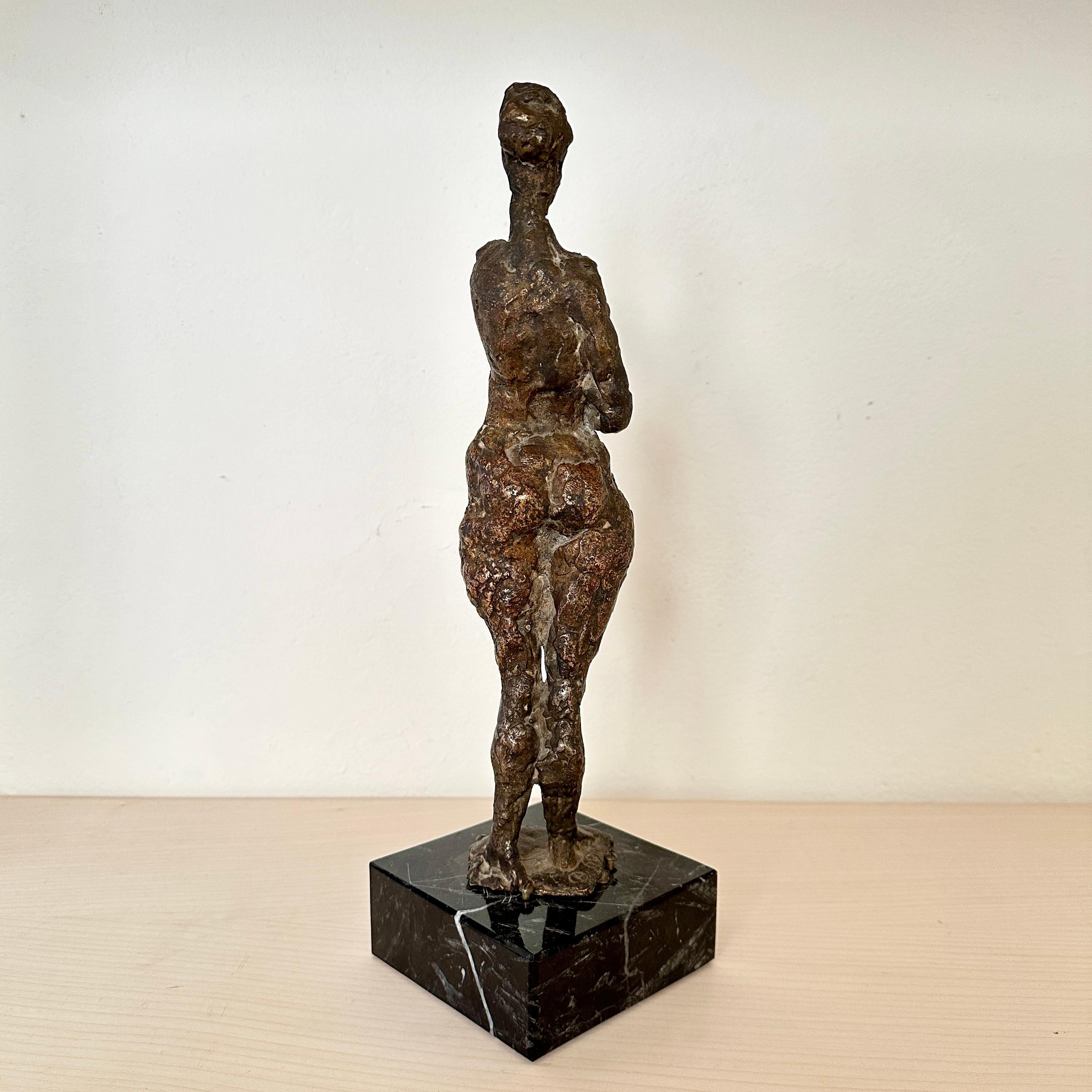 Small Cast Bronze Woman Sculpture by Oskar Bottoli on a Black Marble Stand, 1969 For Sale 6