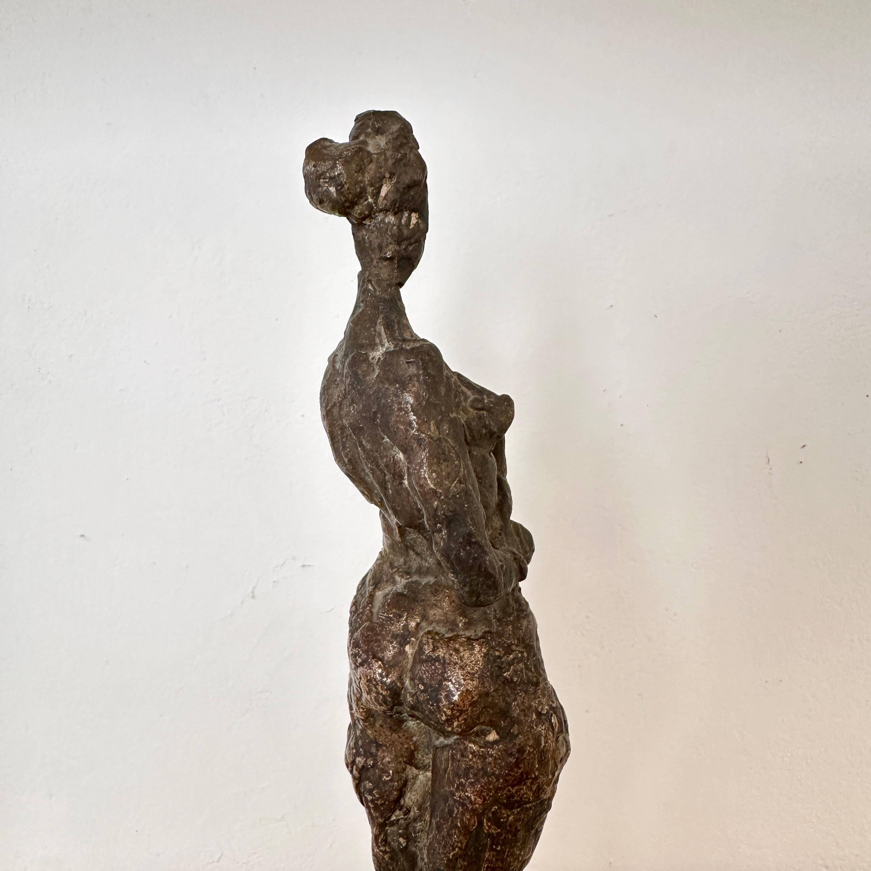 Small Cast Bronze Woman Sculpture by Oskar Bottoli on a Black Marble Stand, 1969 For Sale 8