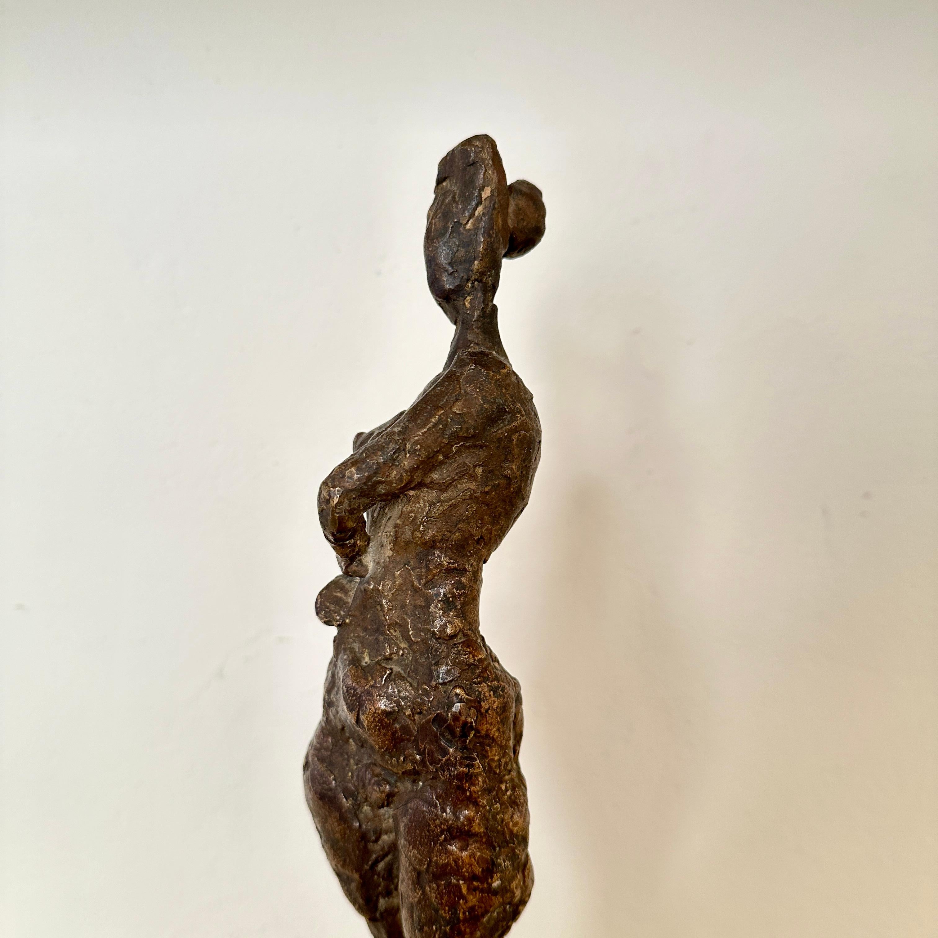 Small Cast Bronze Woman Sculpture by Oskar Bottoli on a Black Marble Stand, 1969 For Sale 1