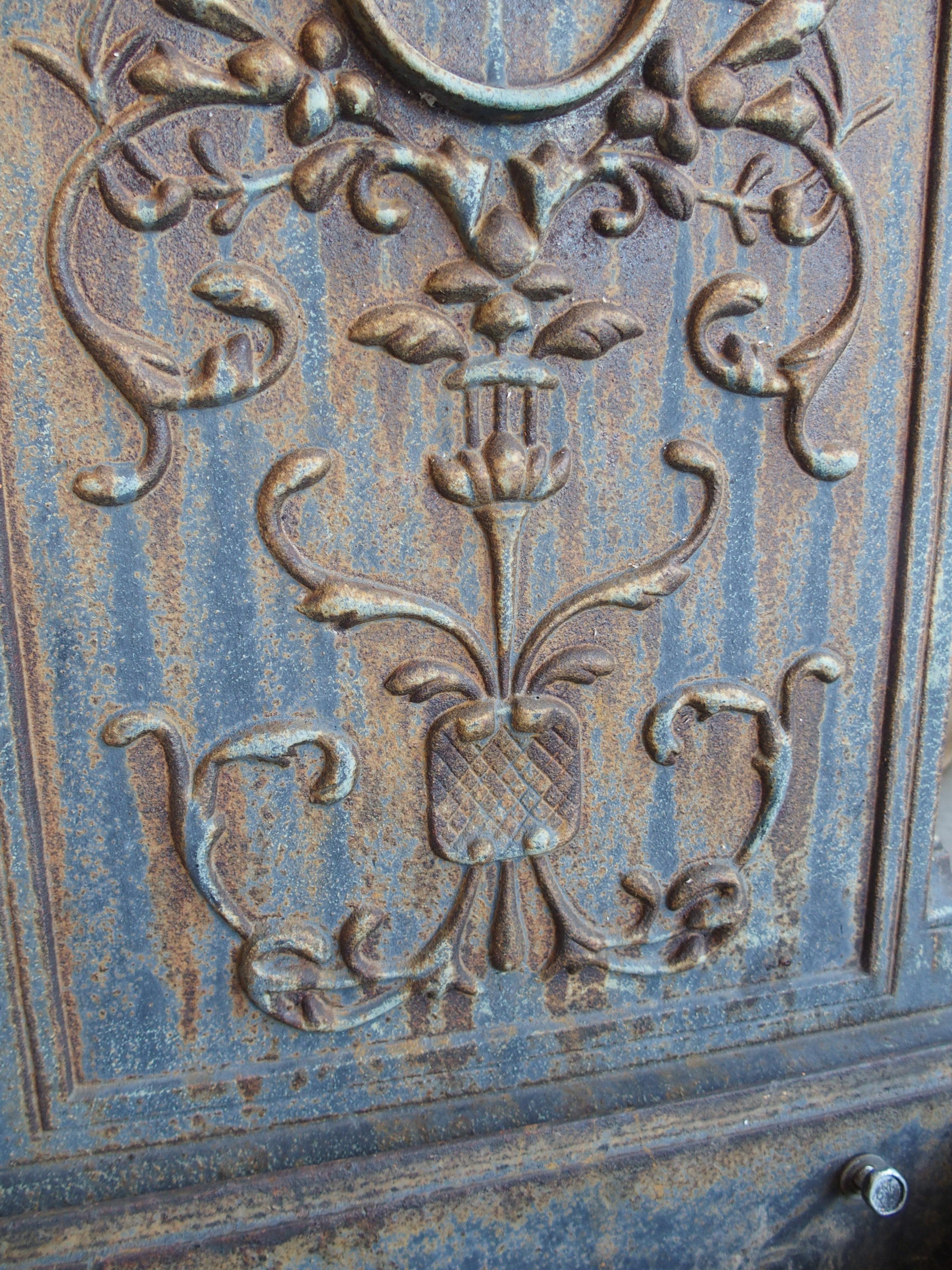 Small Cast Iron Fountain from Toulouse, France, 20th Century For Sale 6