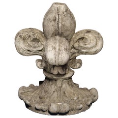 Small Cast Stone Florentine Fleur De Lys Ornament