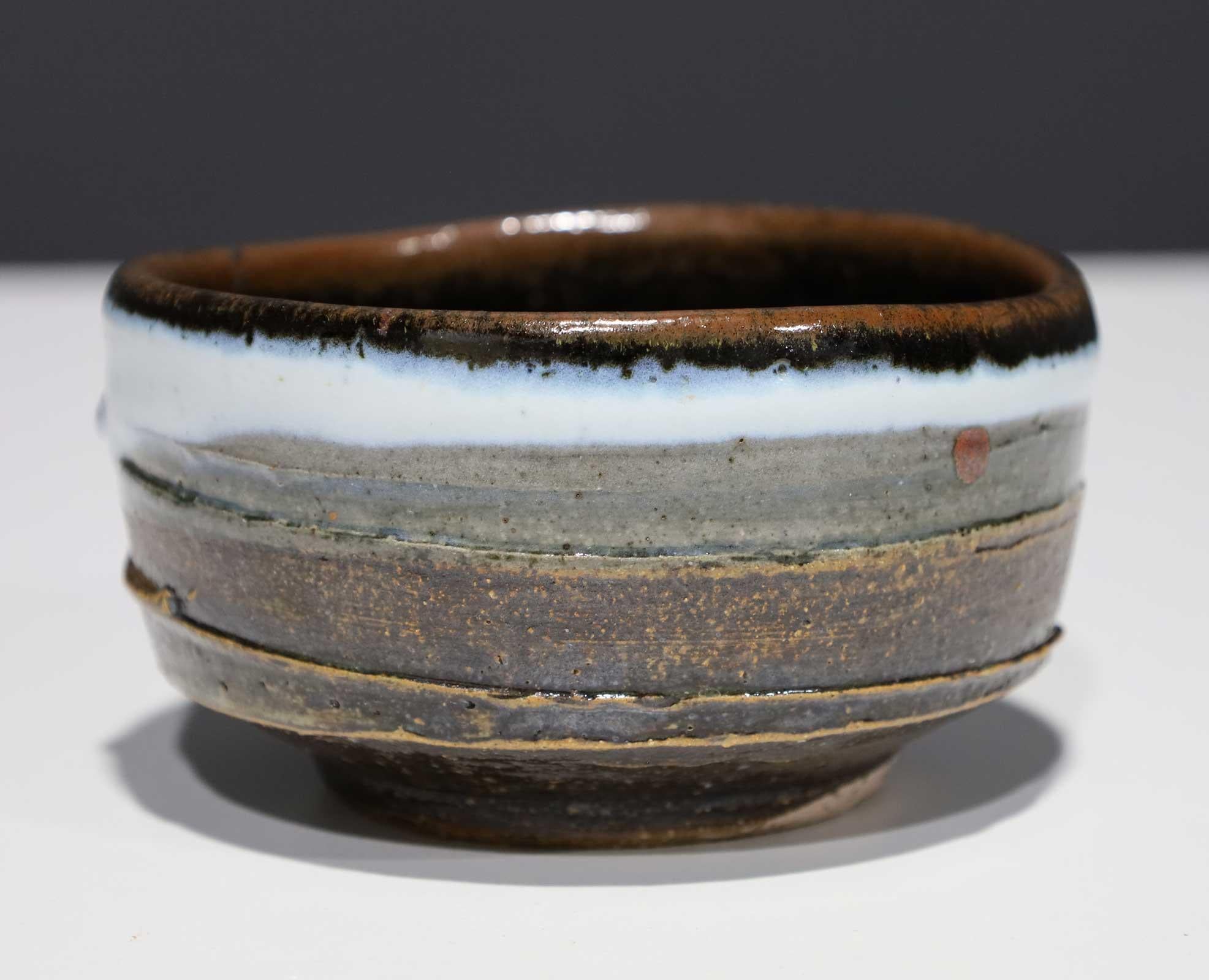 Mid-Century Modern Small Ceramic Bowl by Albert Green For Sale
