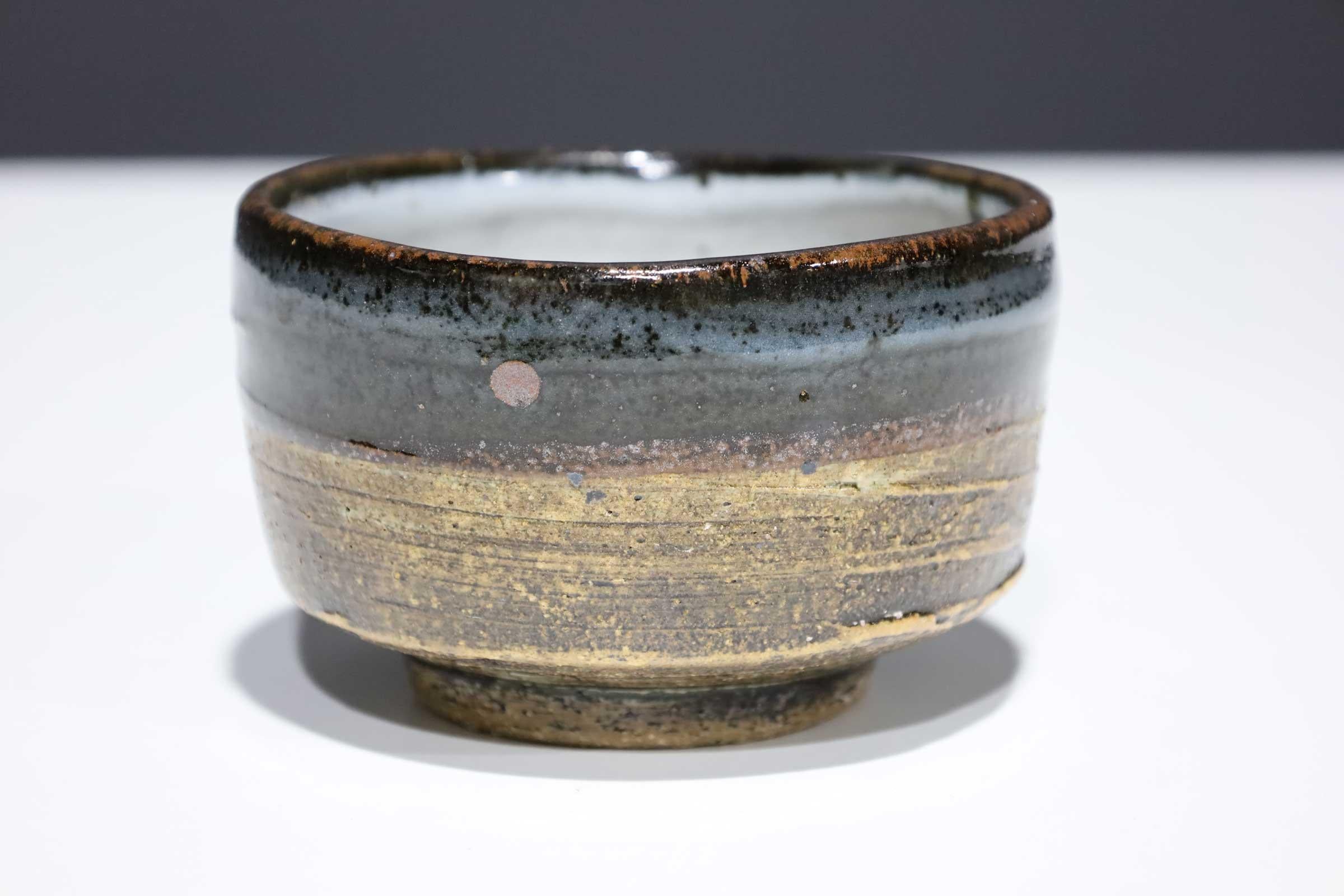 Mid-Century Modern Small Ceramic Bowl by Albert Green For Sale