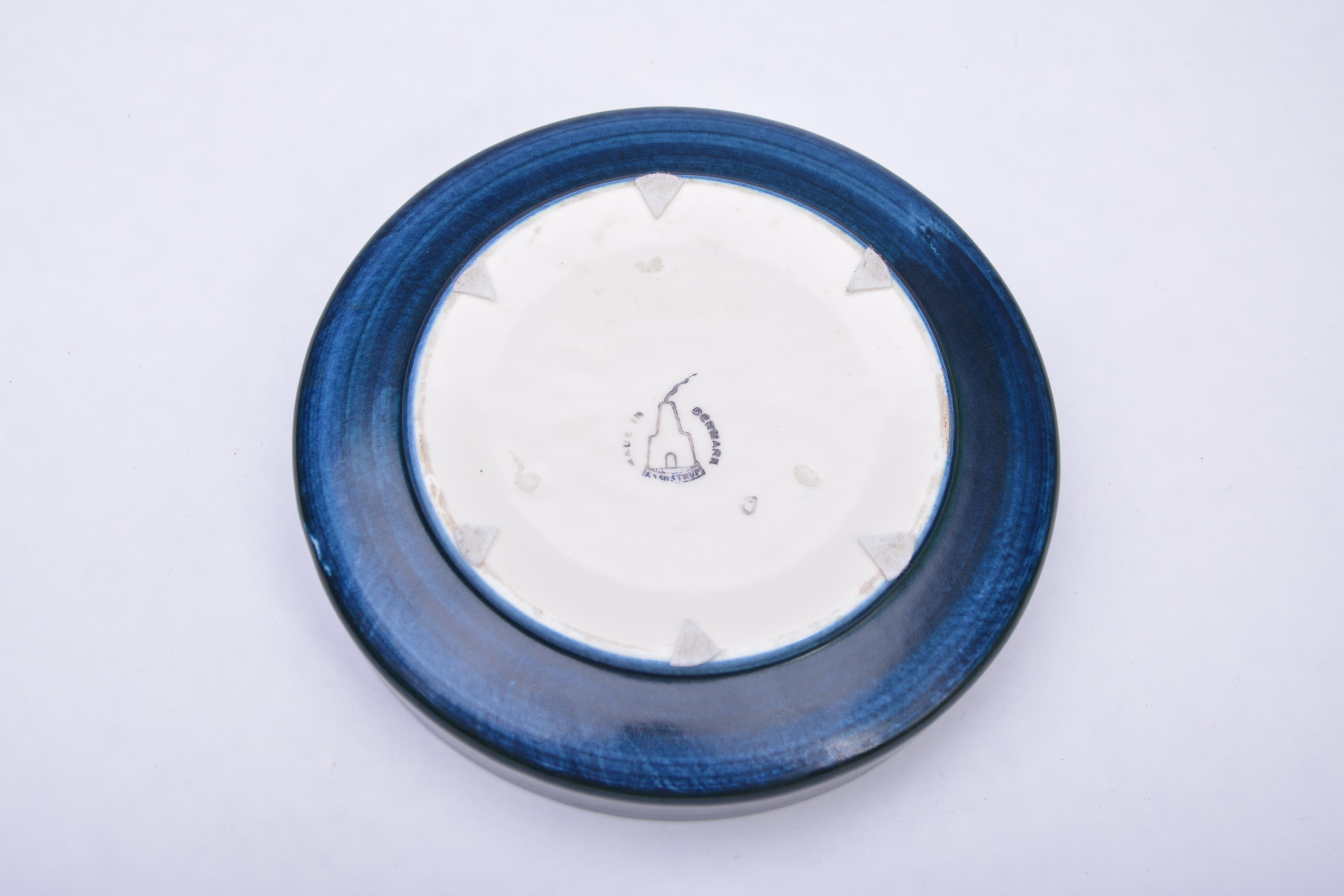 Mid-Century Modern Small Ceramic Bowl by Günter and Waltraud Praschak for Knabstrup, 1960s For Sale