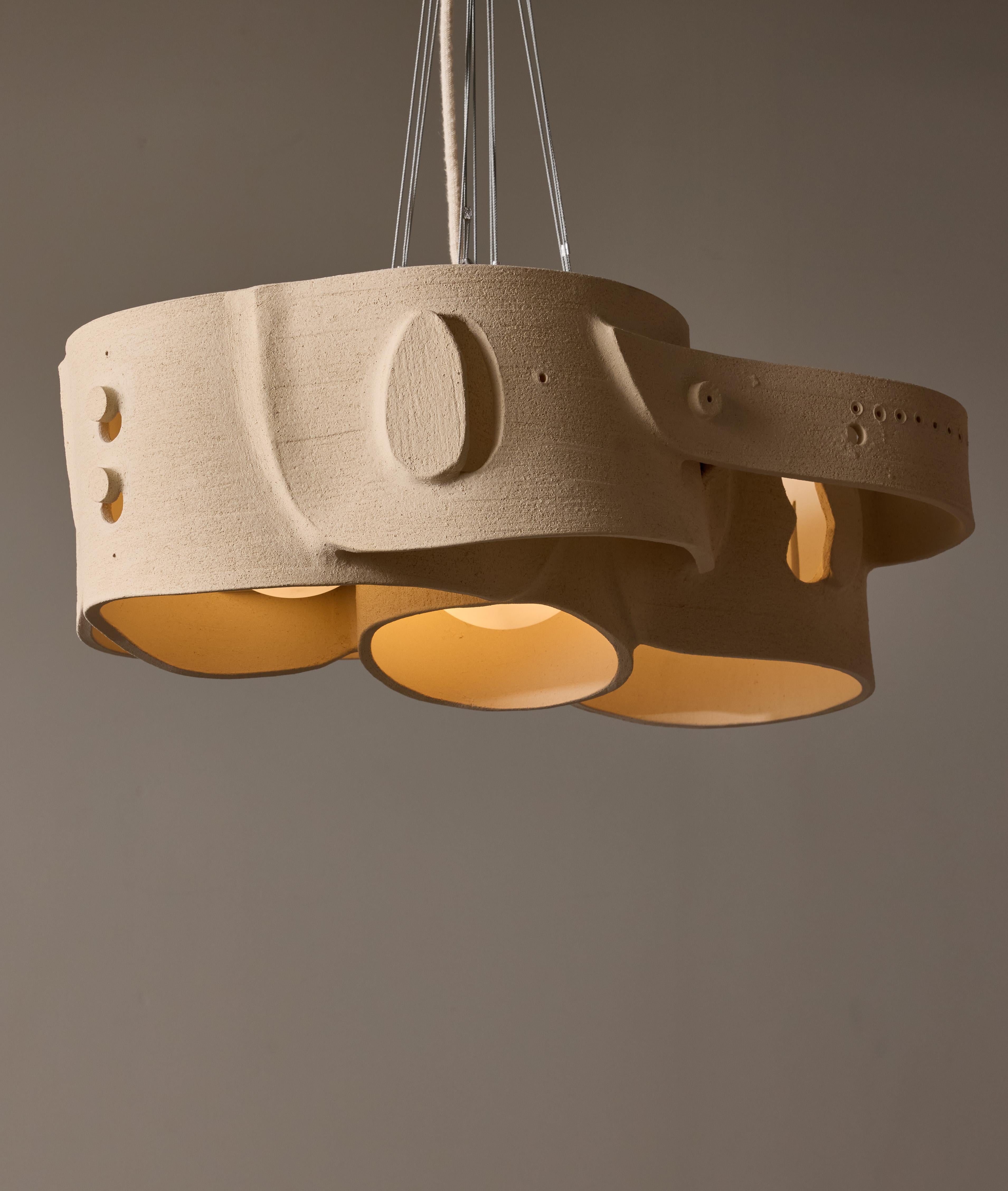 Moderno Piccolo lampadario in ceramica di Olivia Cognet in vendita