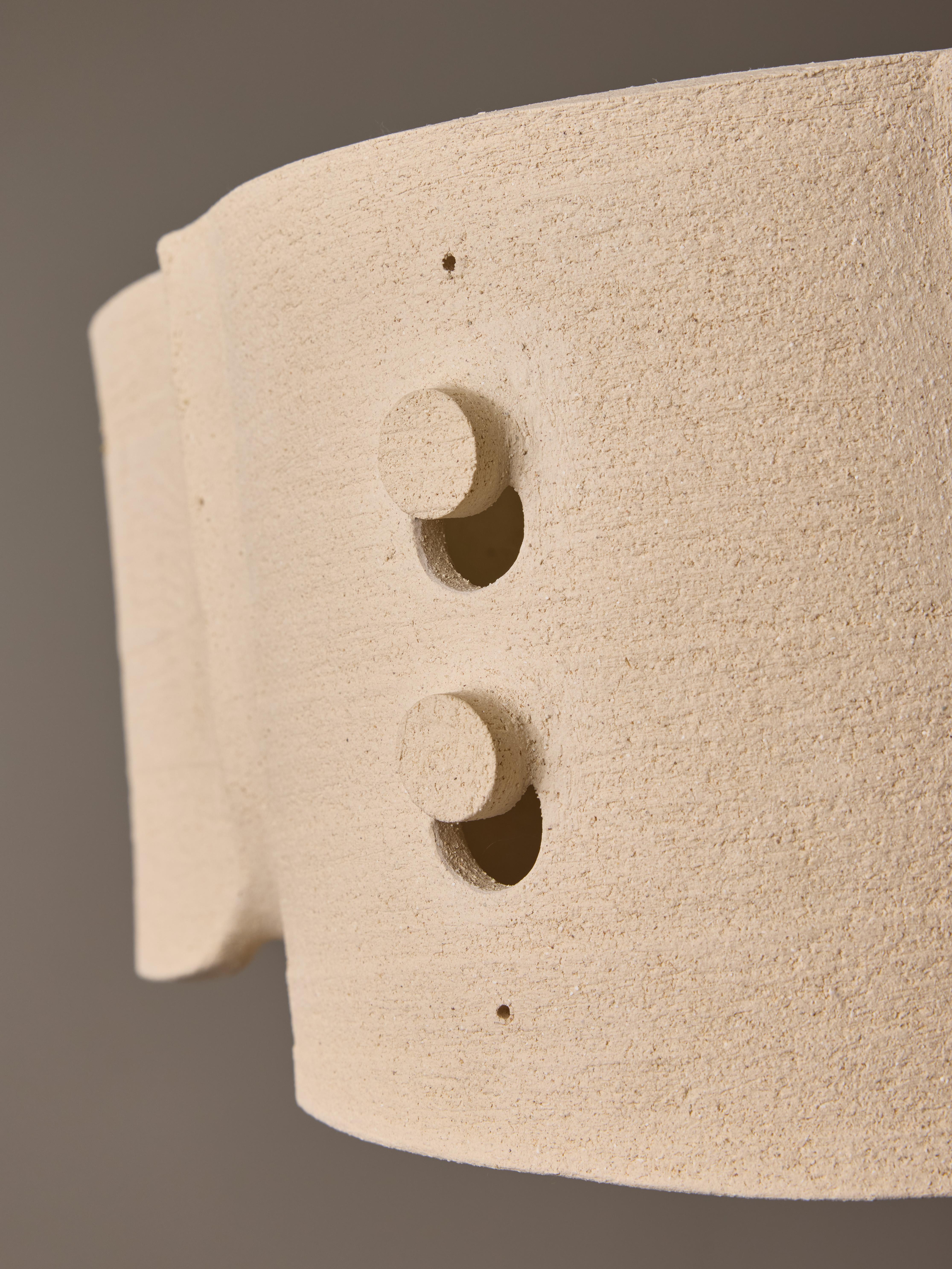 XXI secolo e contemporaneo Piccolo lampadario in ceramica di Olivia Cognet in vendita