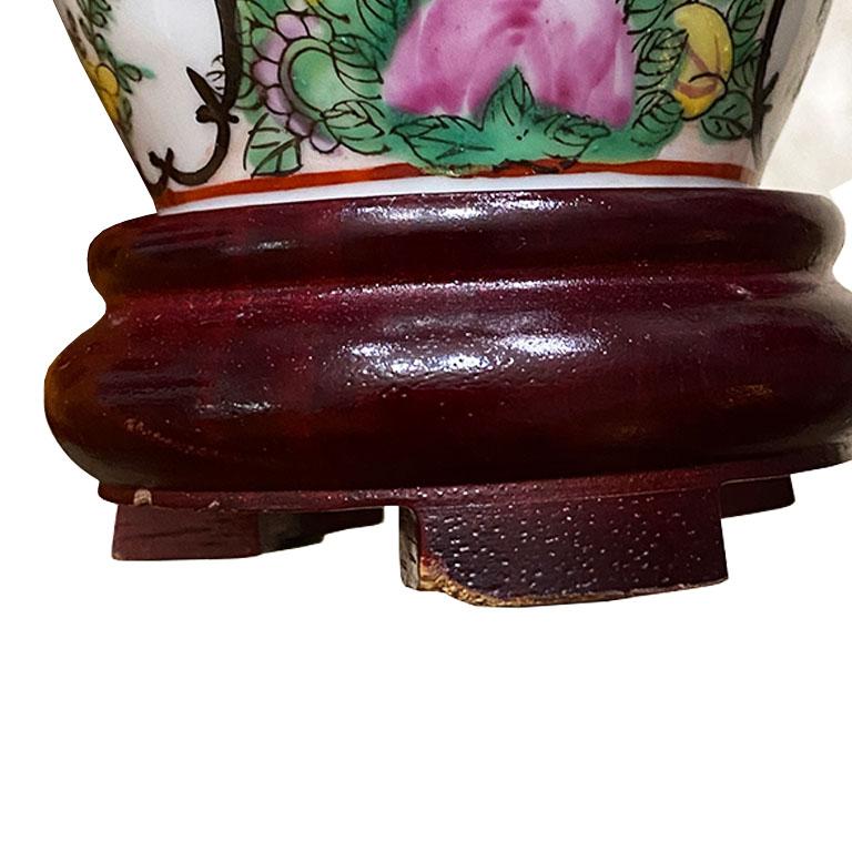 Chinese Small Ceramic Chinoiserie Famille Rose Asian Lamp with Wood Base