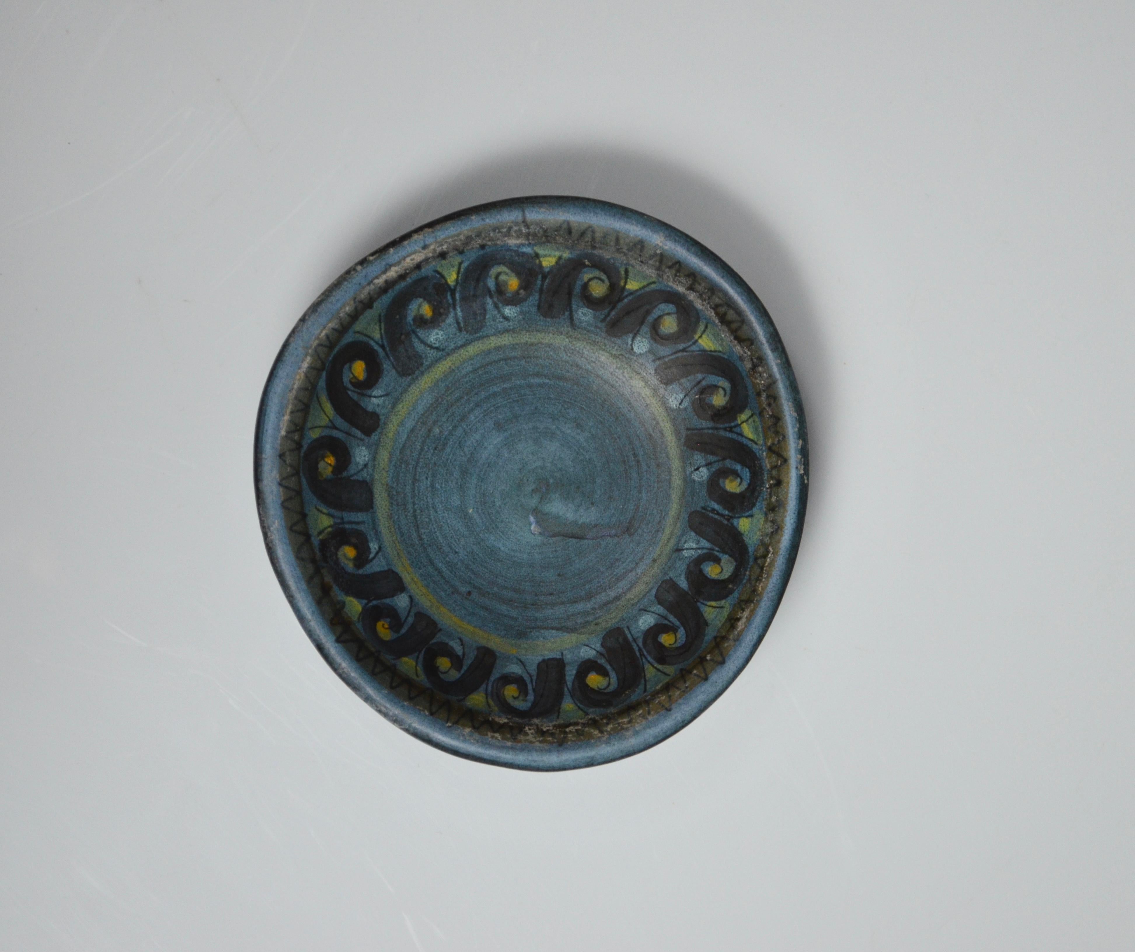 Piccolo piatto in ceramica di Jean De Lespinasse, Francia, anni '50 in vendita 2