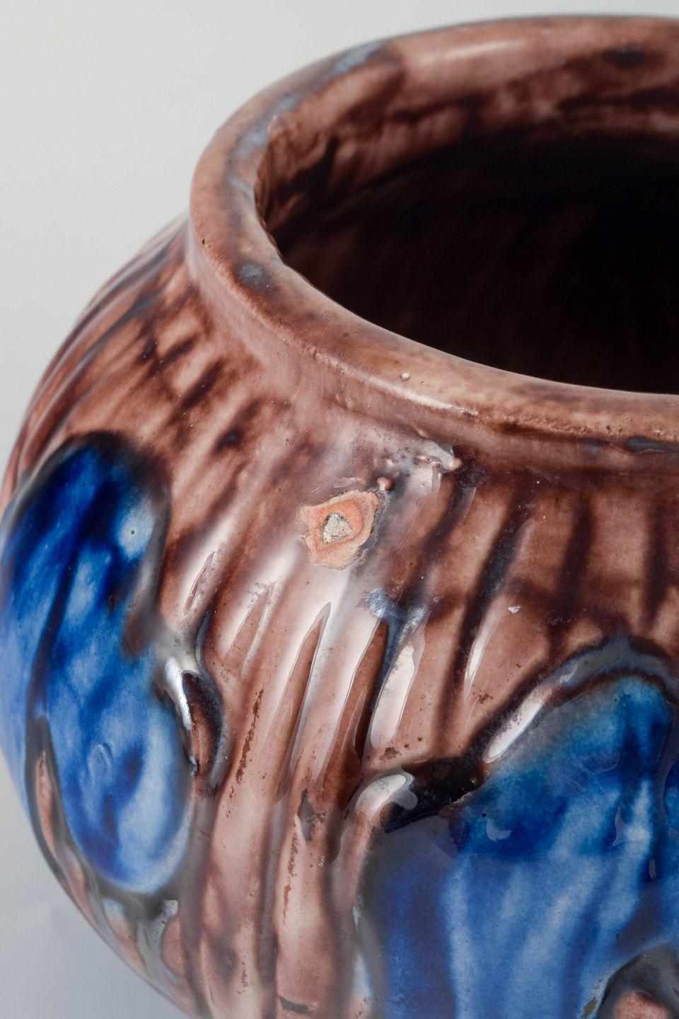 Glazed Small ceramic vase, attributed to Møller & Bøgely. Approx. 1918–1922. For Sale
