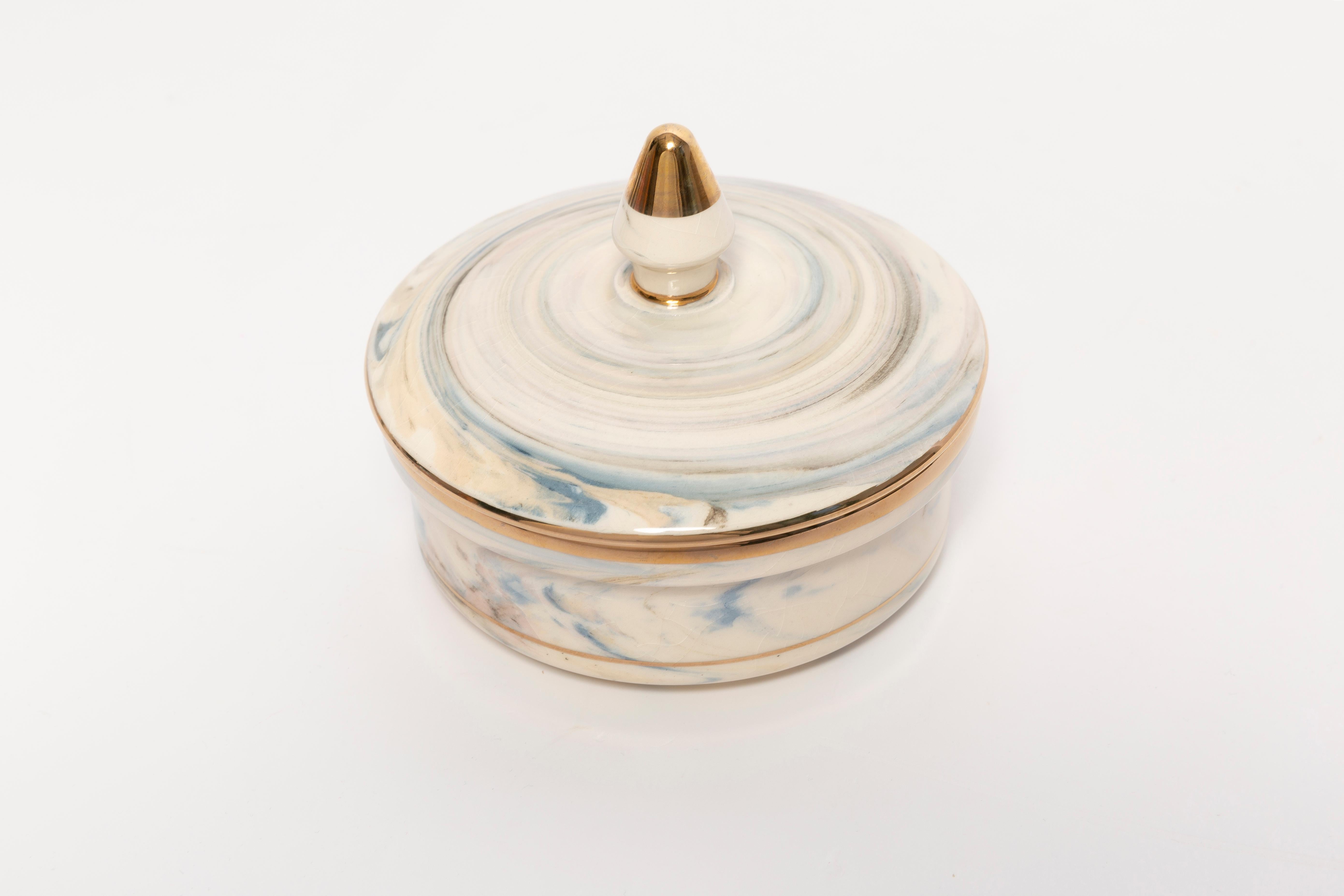 Small Ceramic Vase for Candy or Jewelry Box, 20th Century, Europe, 1960s For Sale 4